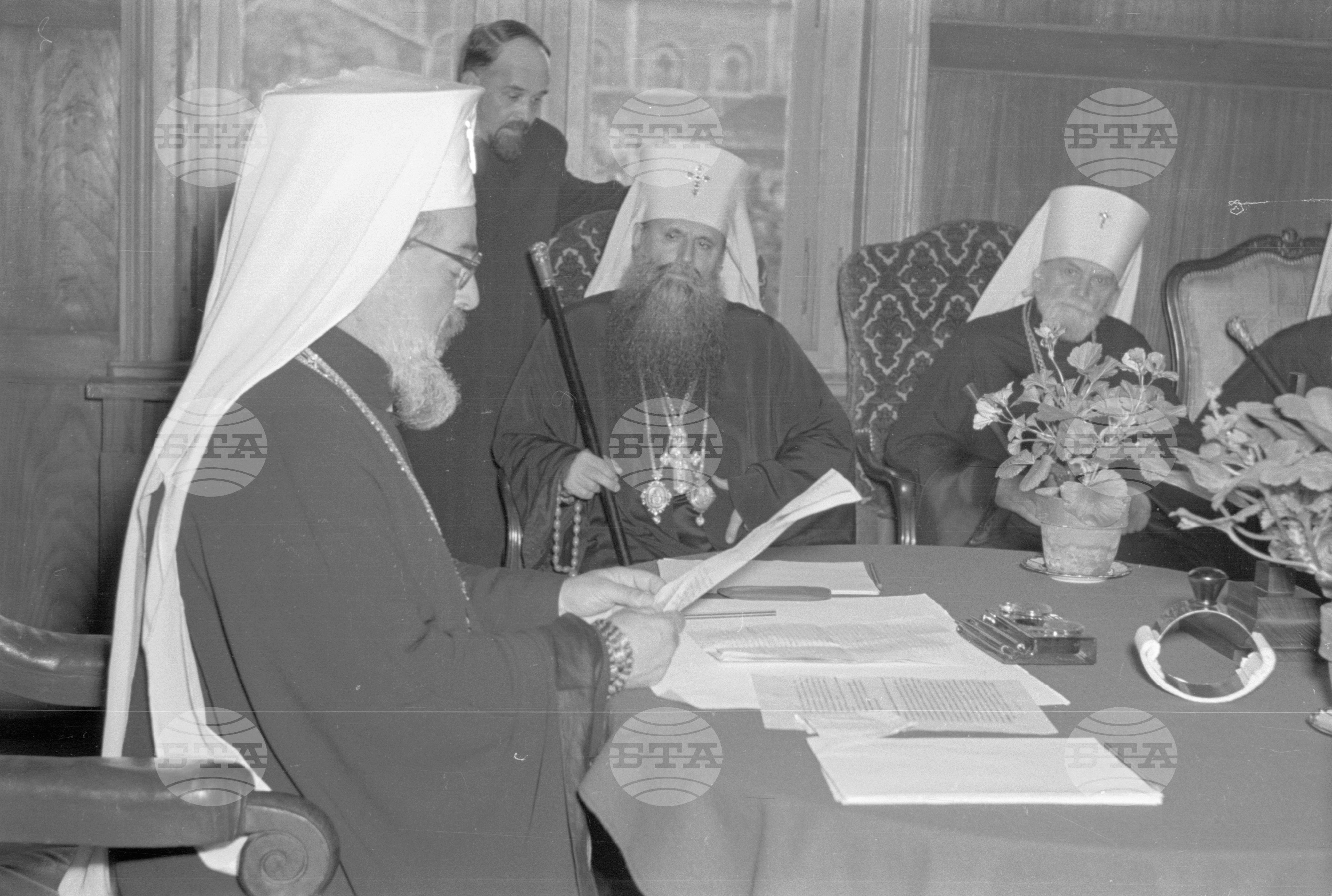 Тържествено заседание на Светия Синод с патриарха Кирил Пловдивски и гостите по случай избирането на патриарх на Българската православна църква