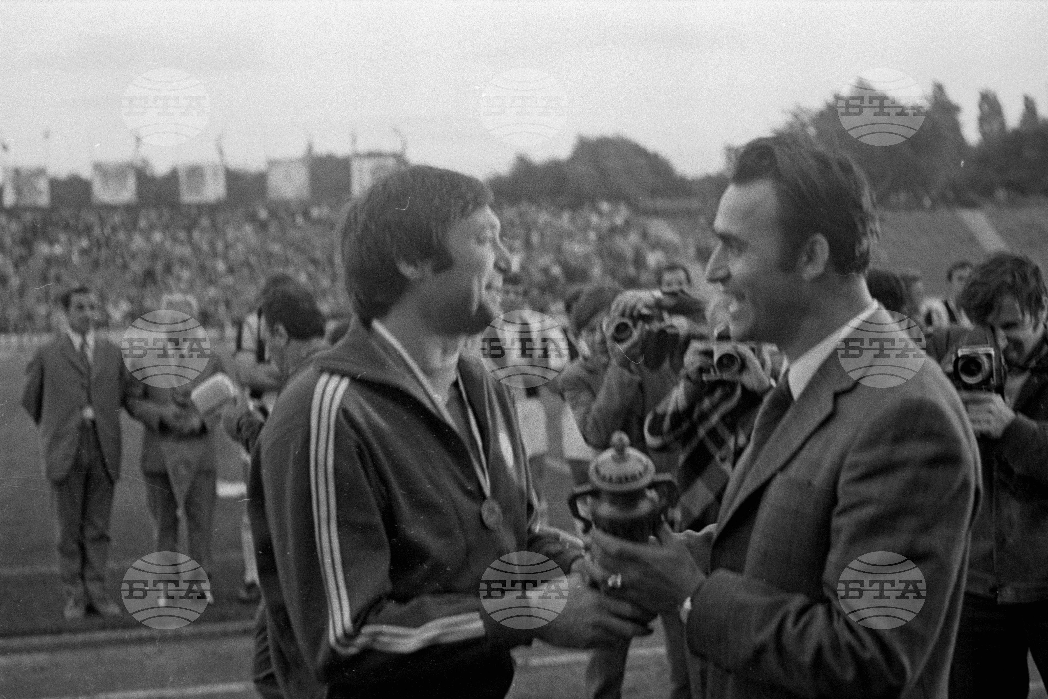 Закриване на републиканското първенство по футбол 1972-1973 година