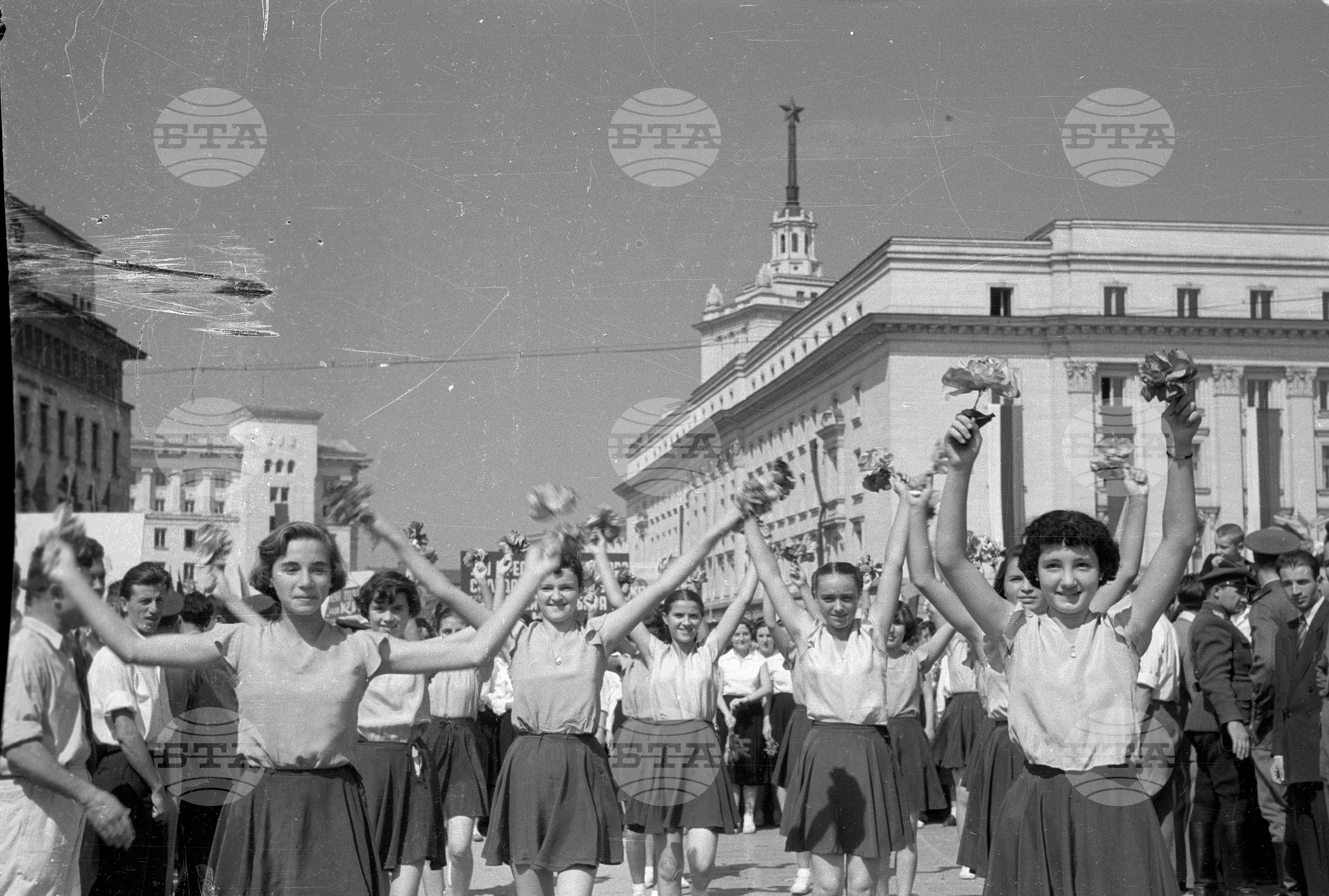 Всенародна Деветосептемврийска манифестация