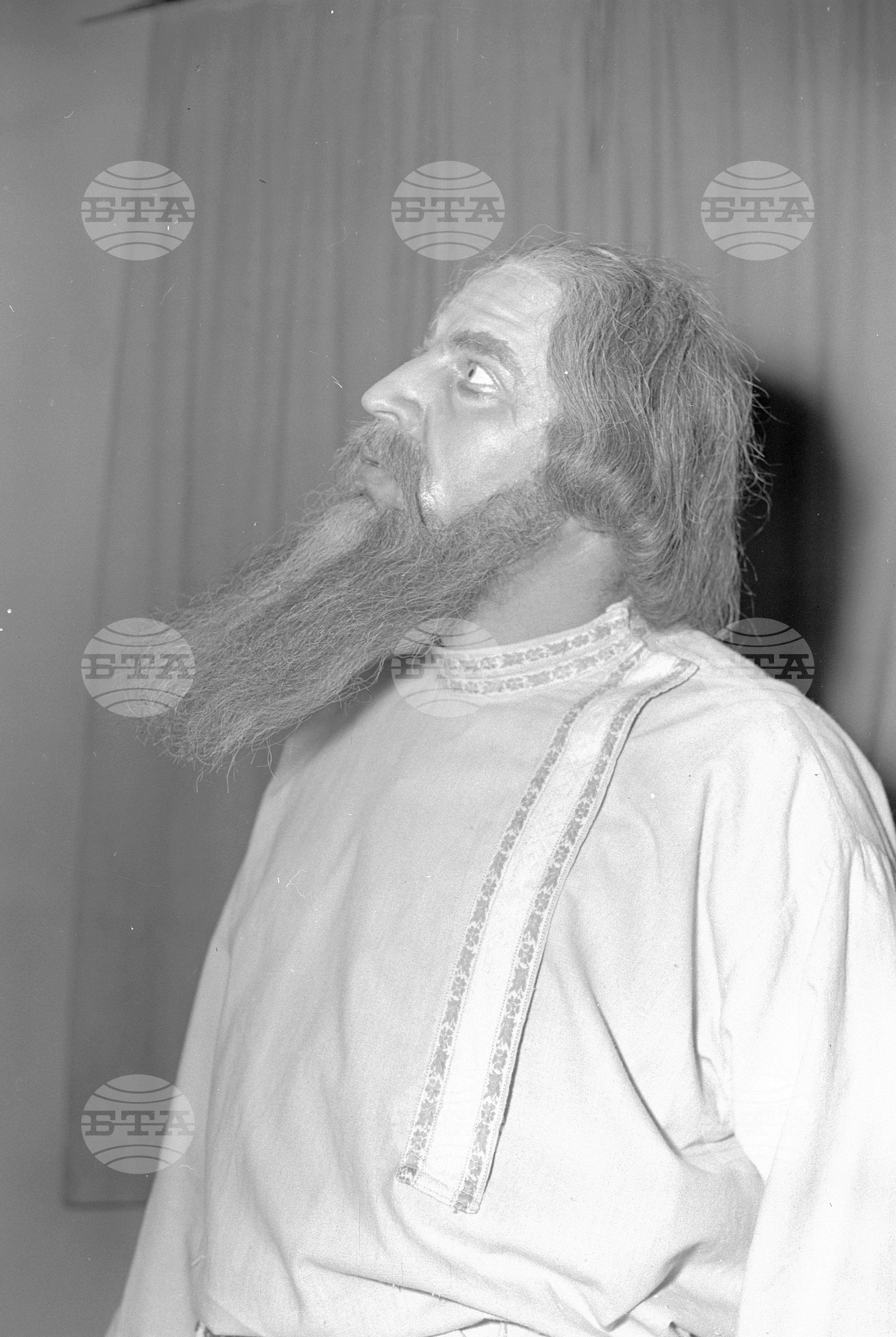 Трети етап от международния конкурс за млади оперни певци - операта Иван Сусанин