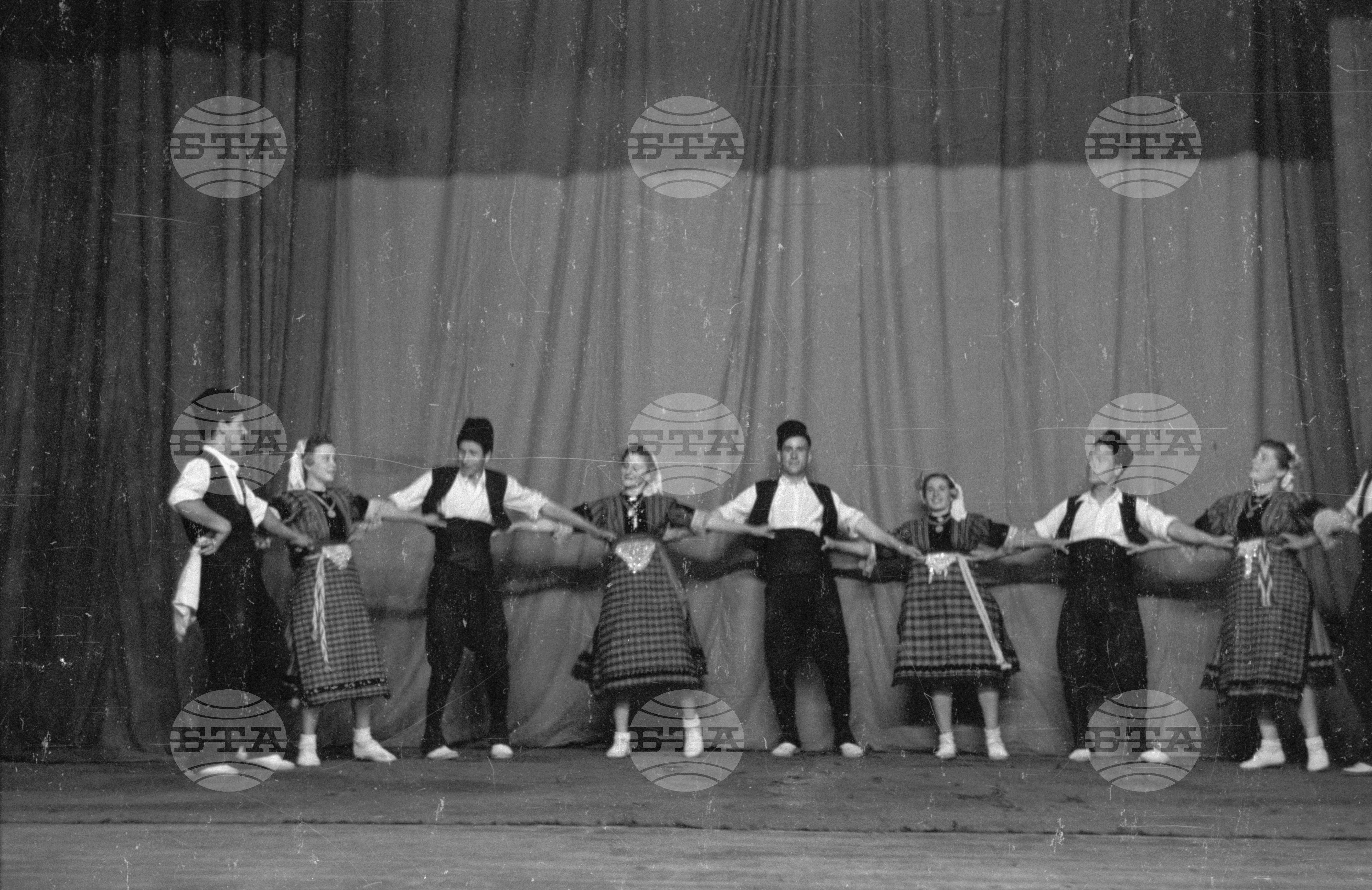 Окръжен преглед на художествената самодейност, 1951