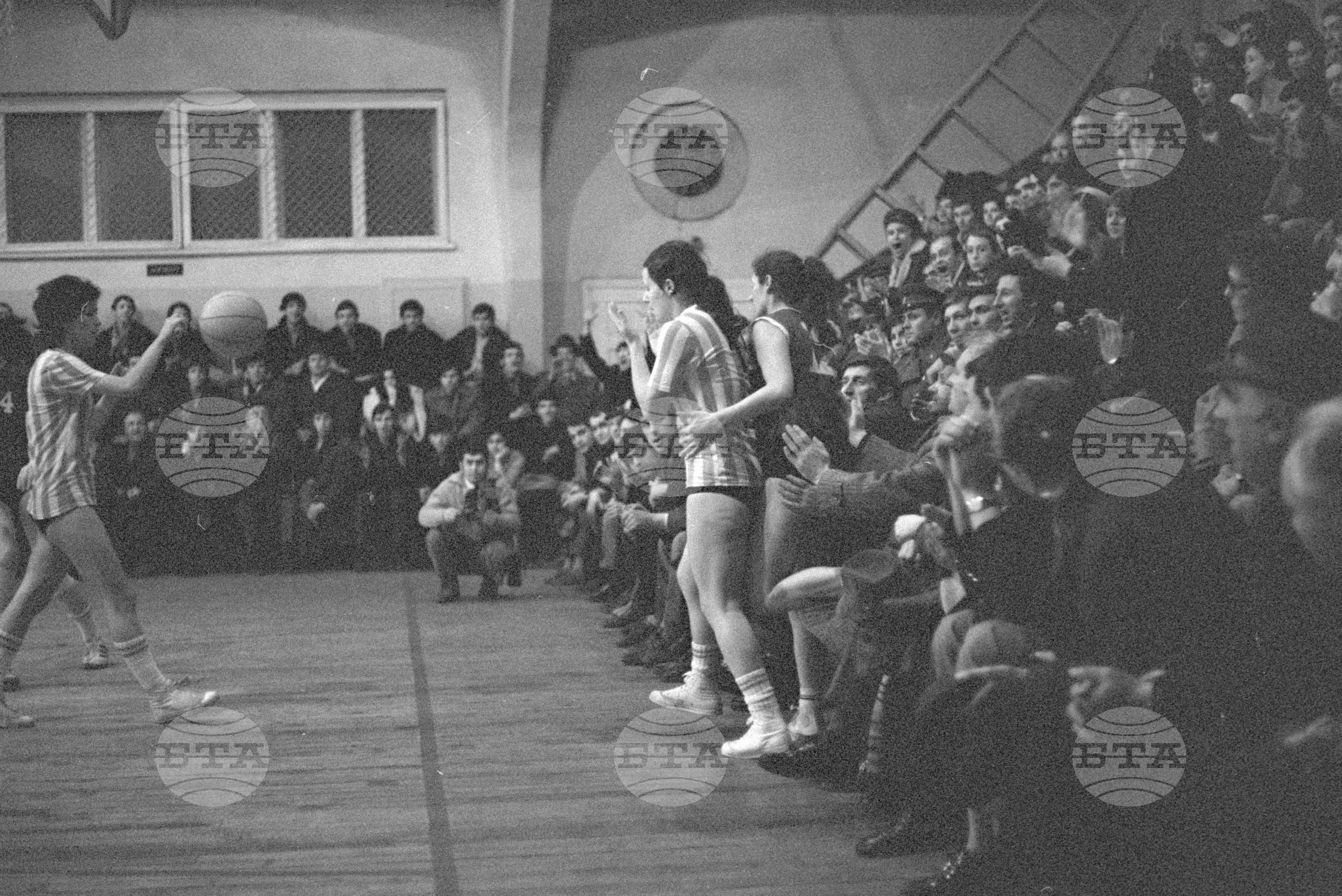 Баскетбол "Левски-Спартак" - "Цървена звезда" /Белград/