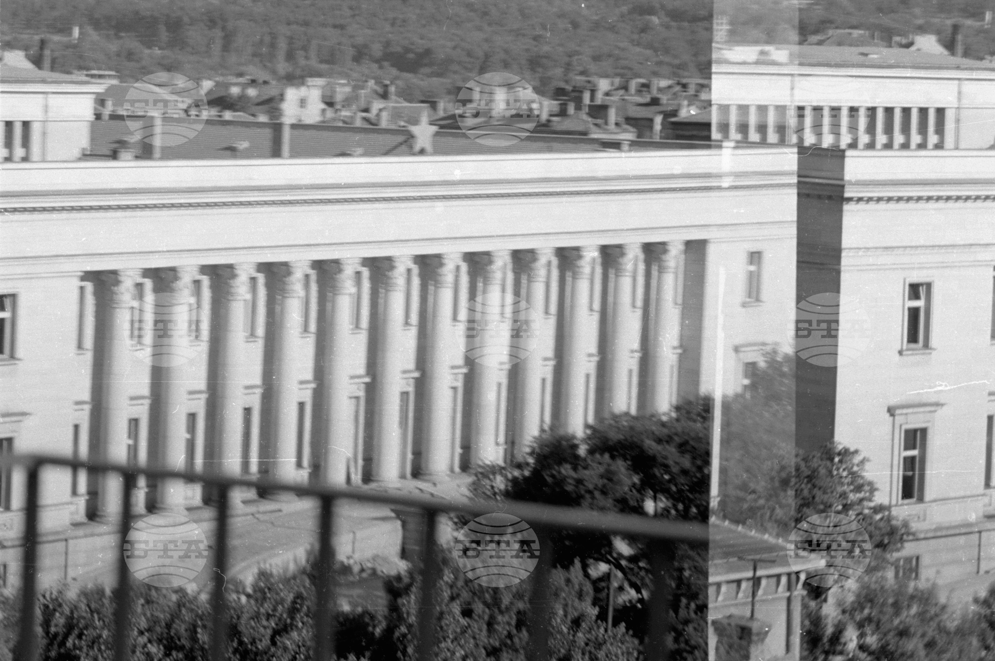 Народна библиотека "Васил Коларов" (дн. "Св.св. Кирил и Методий") - София