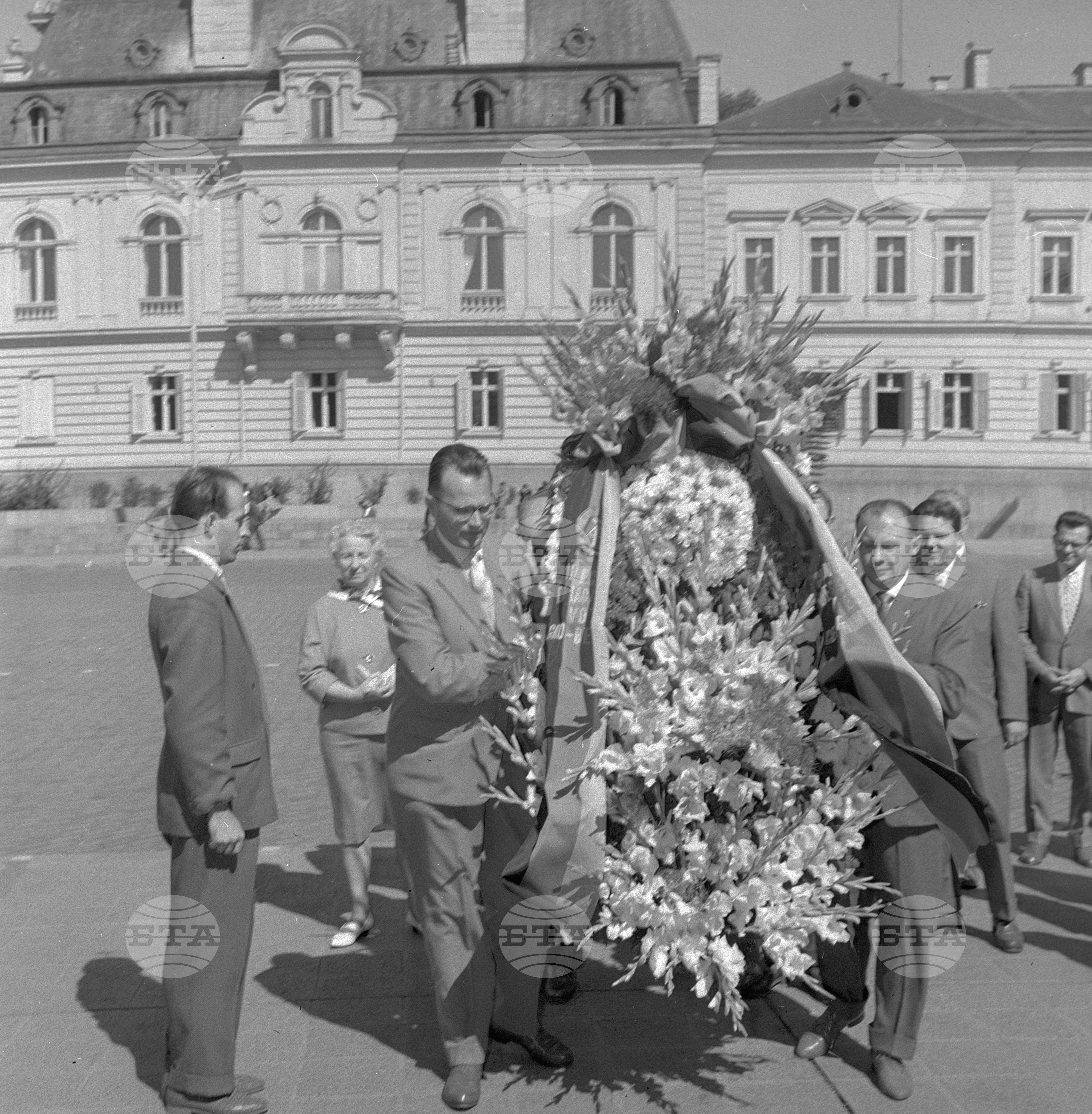 Посещение на главният кмет на голям Берлин Фридрих Еберт в Софийския Градски народен съвет - част 2