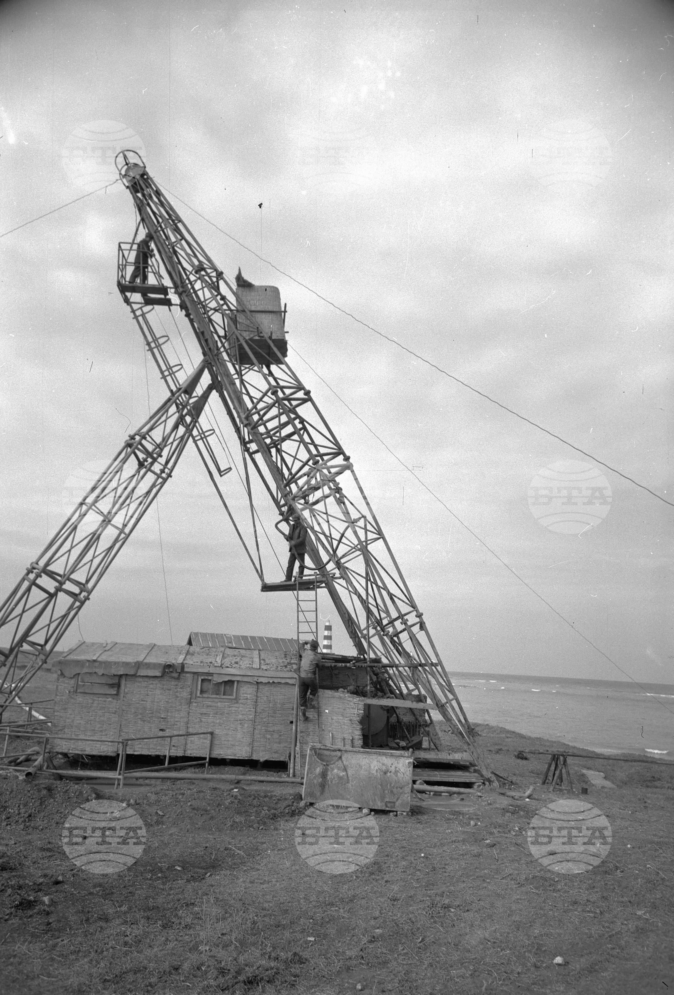 Държавно предприятие за добив на нефт и газ - село Шабла, 1959 година