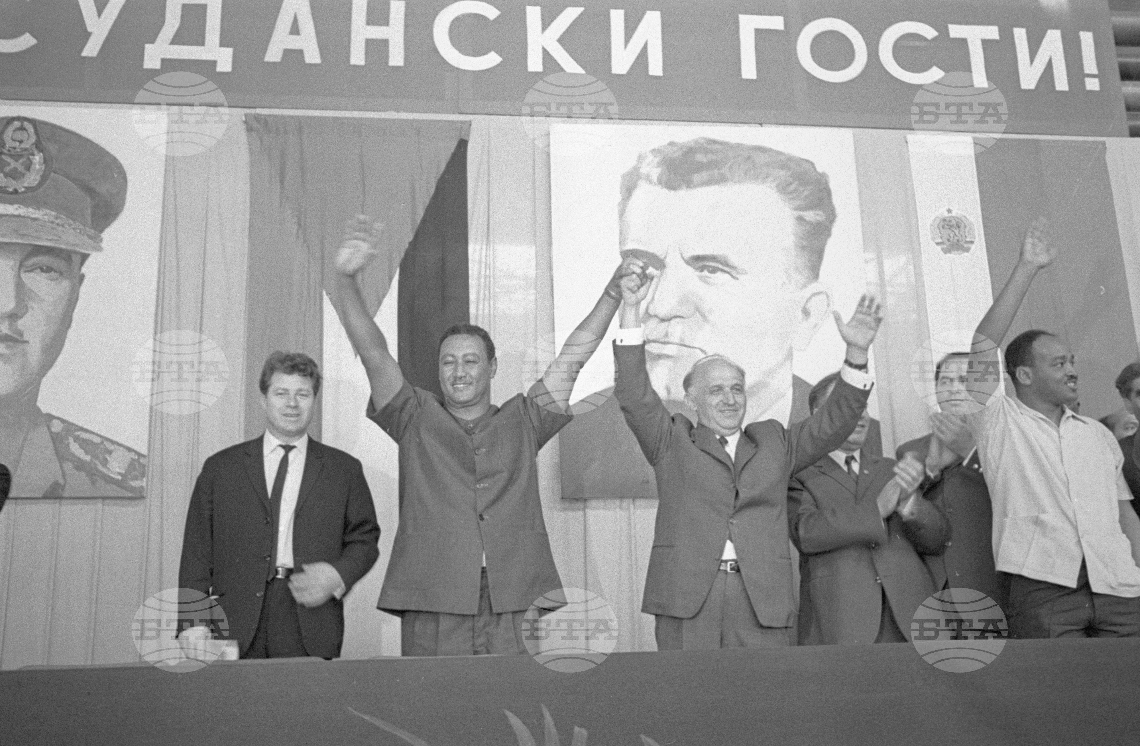 Генерал-майор Джафаар Мохамед Нимейри на посещение в България - част 2