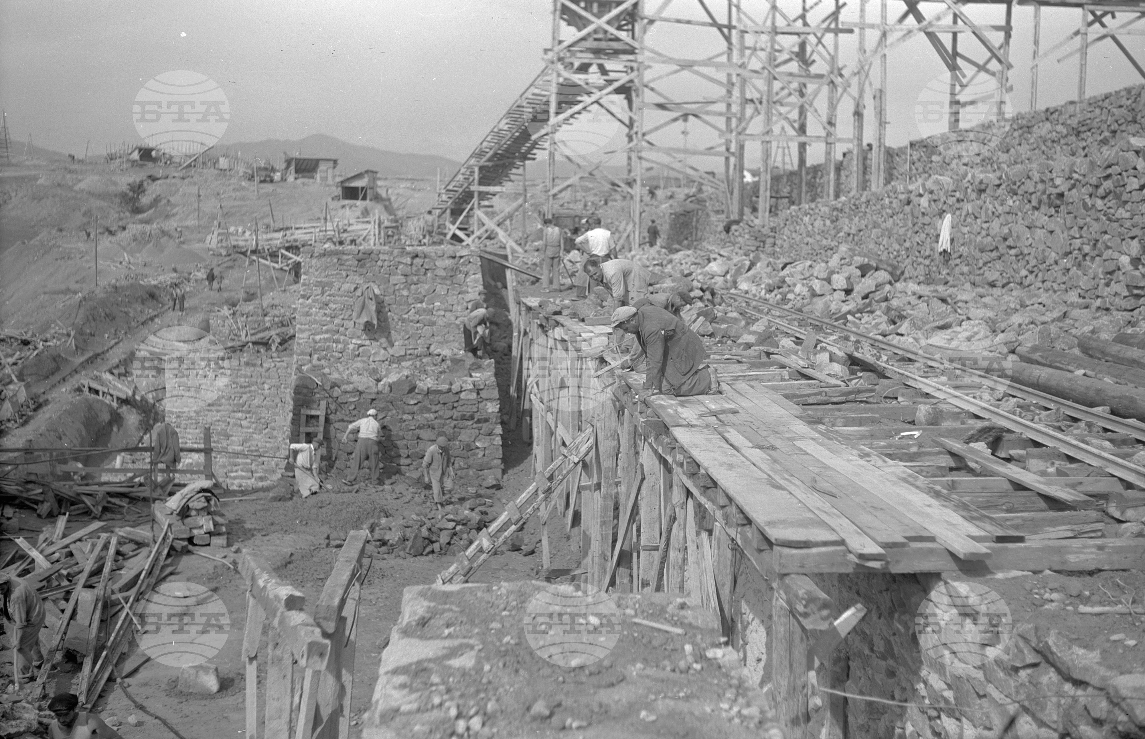 Язовир "Георги Димитров" (днешен язовир "Копринка") - 1953 година - изграждане