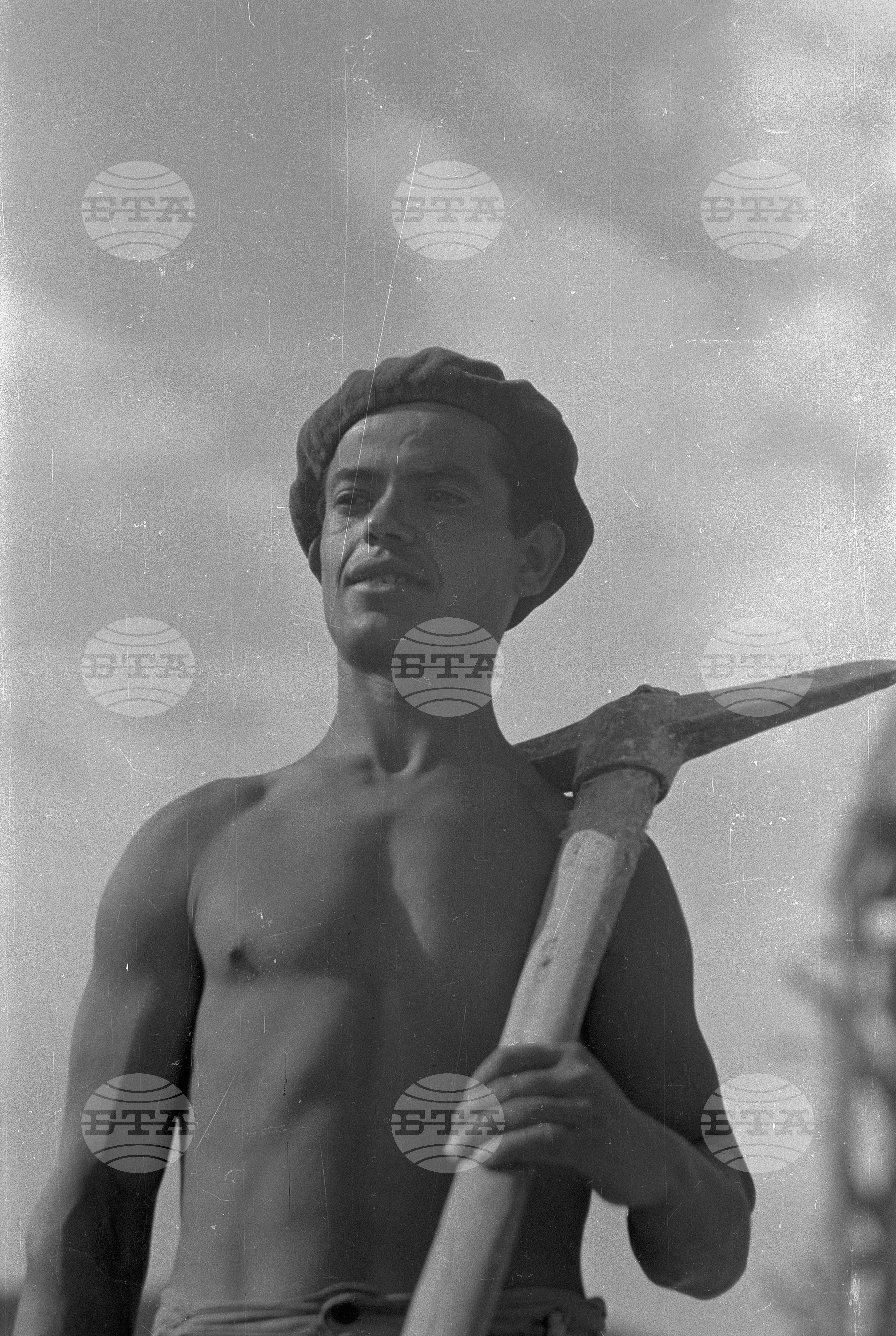 Язовир "Сталин" - снимки от изграждането му през 1952 година