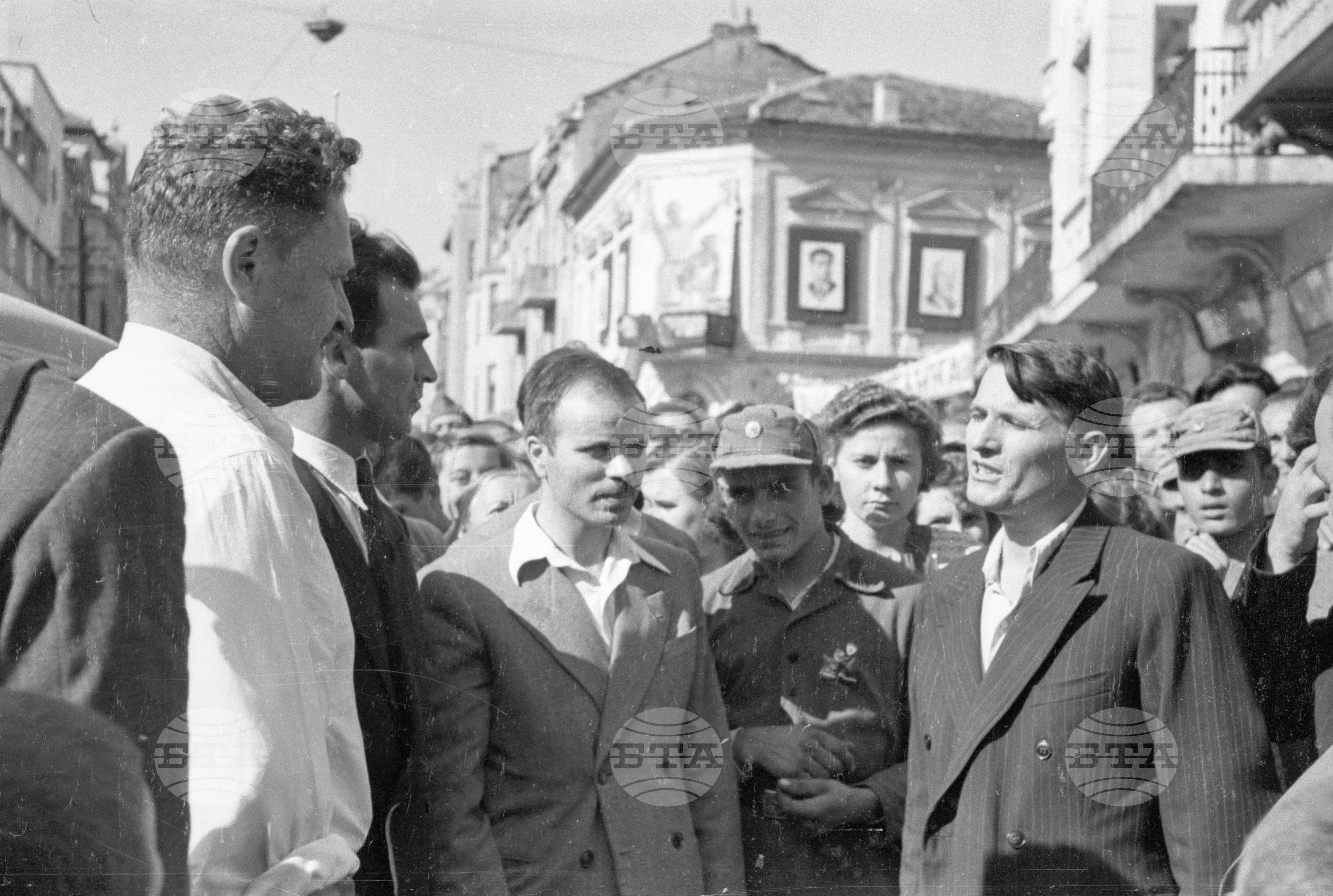 Назъм Хикмет в Пловдив през 1951 година