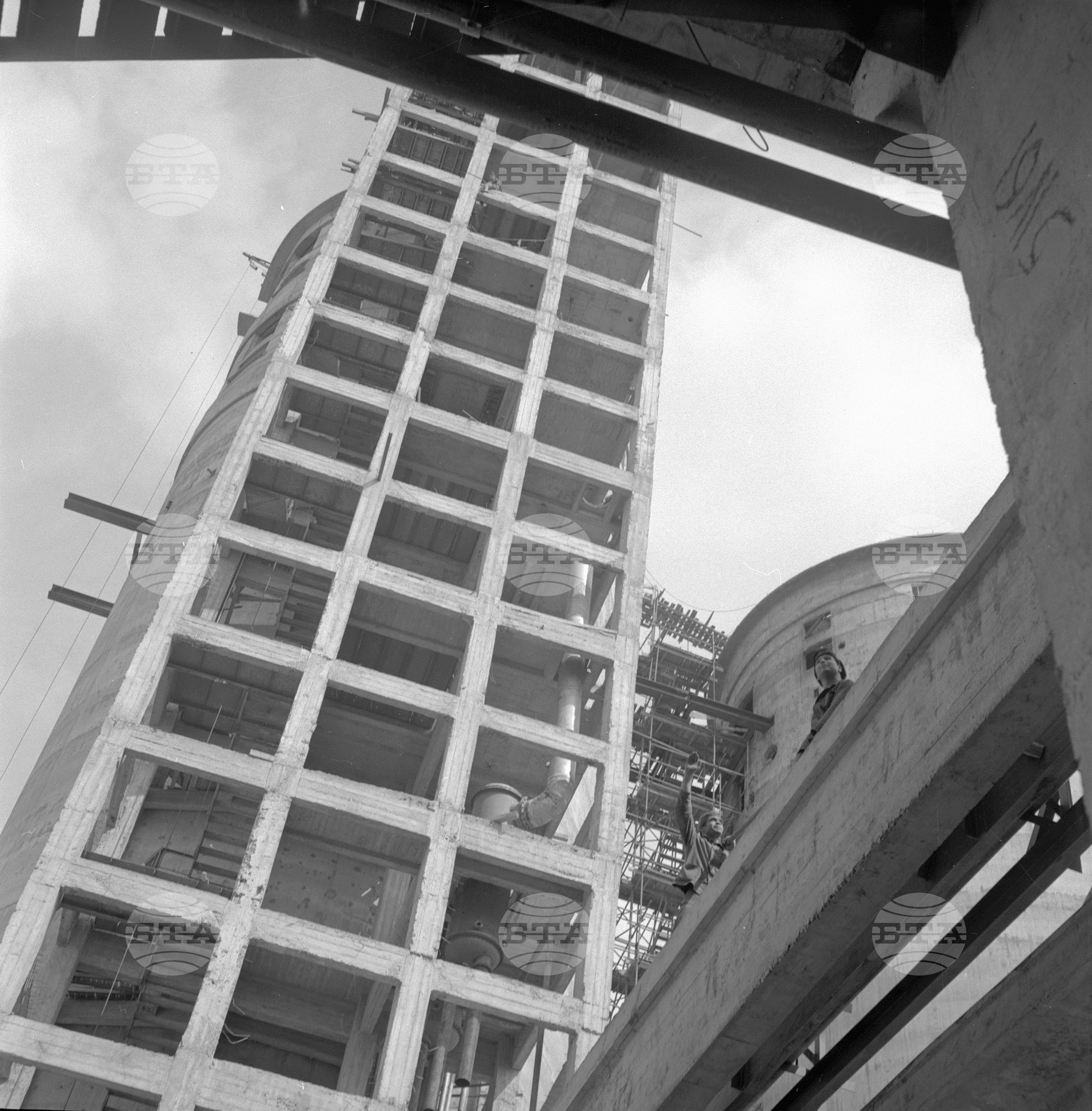 На строежа на Азотно-торовия завод край Стара Загора 1962г. част 7