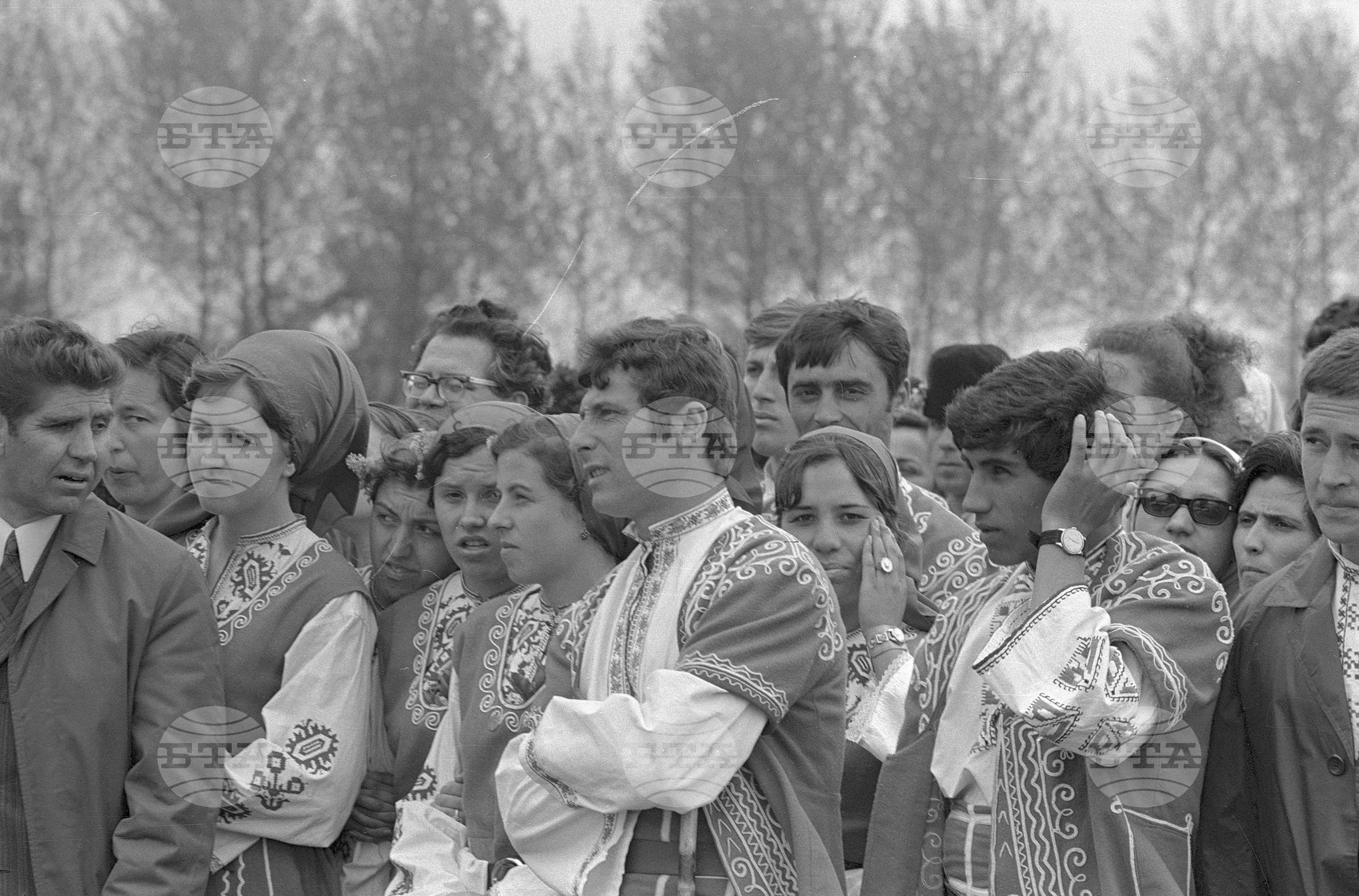 "Дръж се, земьо, шоп те гази" - празник на шопите