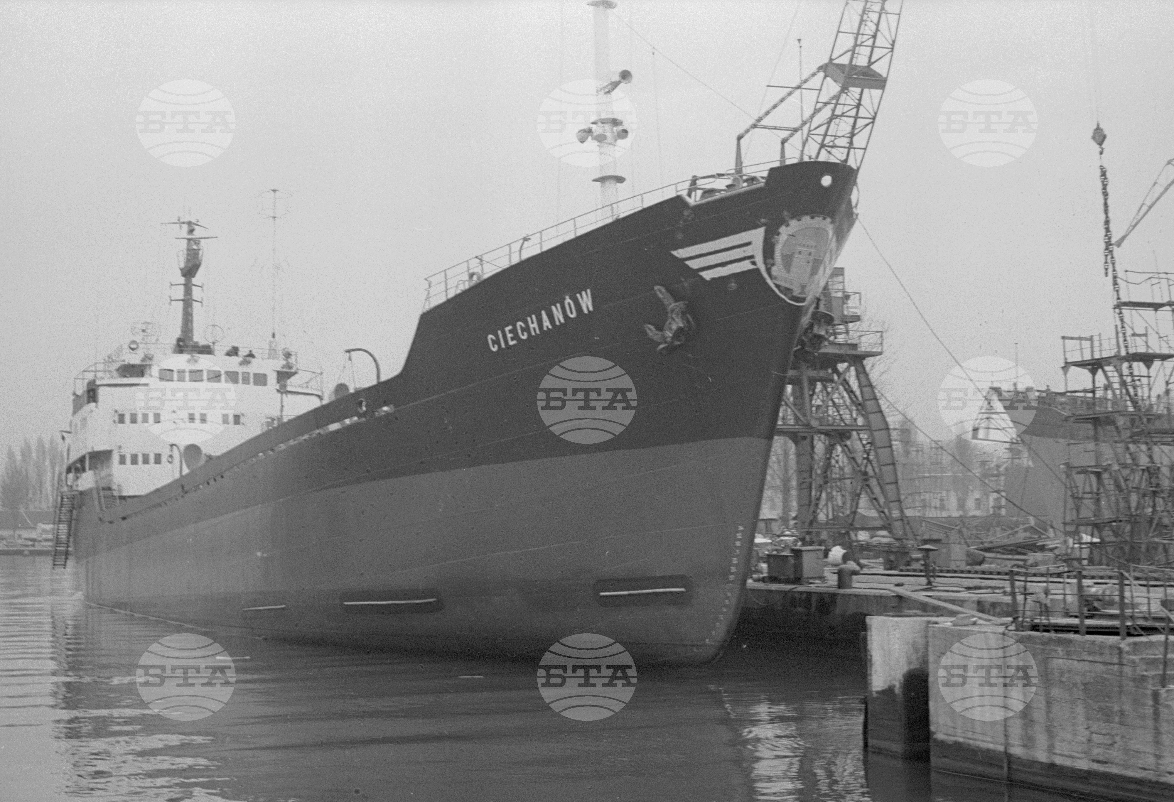 В корабостроителния завод "Георги Димитров" - 1970 година