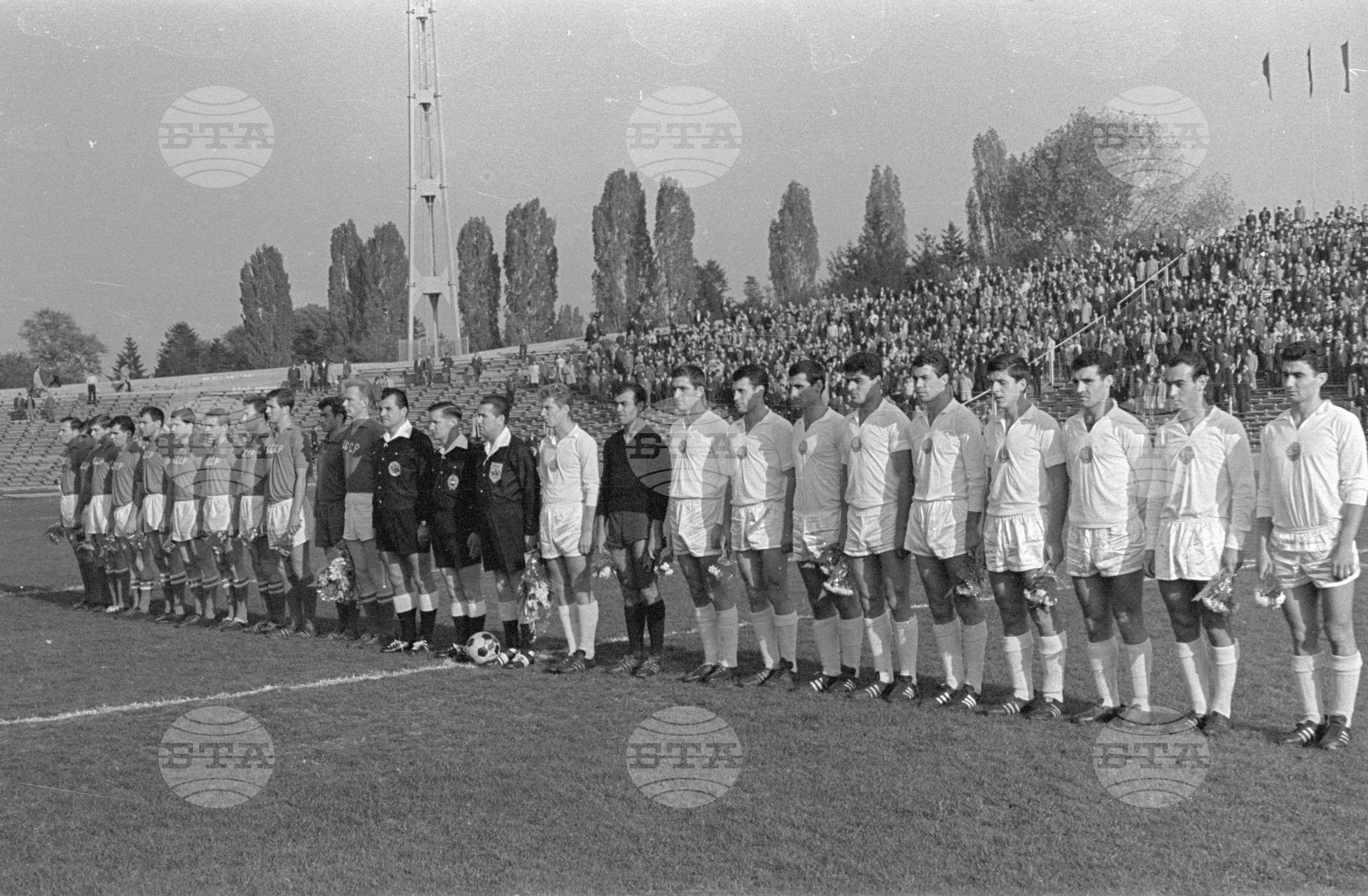 Срещата по футбол между България и Франция - 1963 година