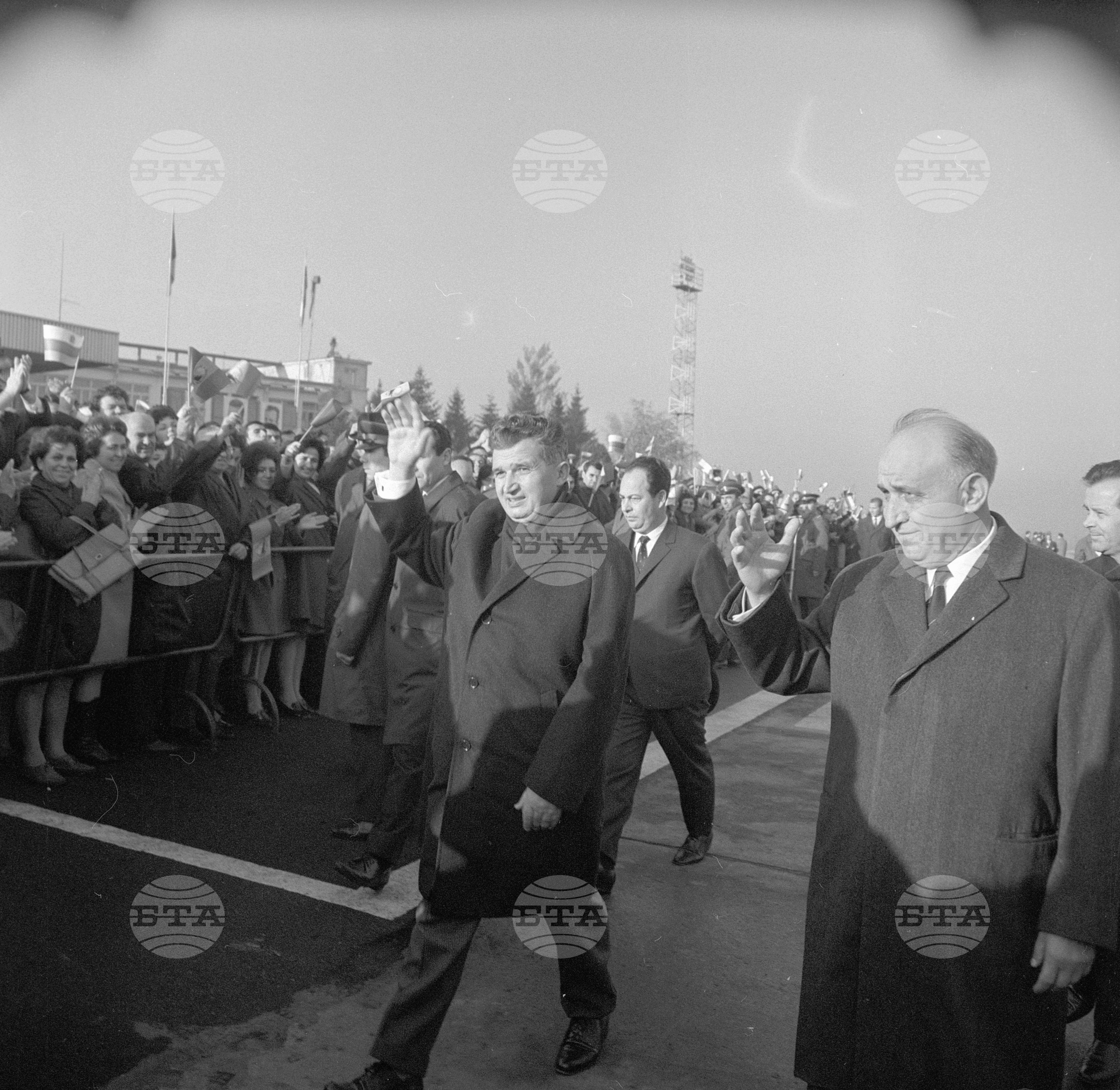 Посещение на румънската партийно-правителствена делегация начело с Николае Чаушеску - част 4
