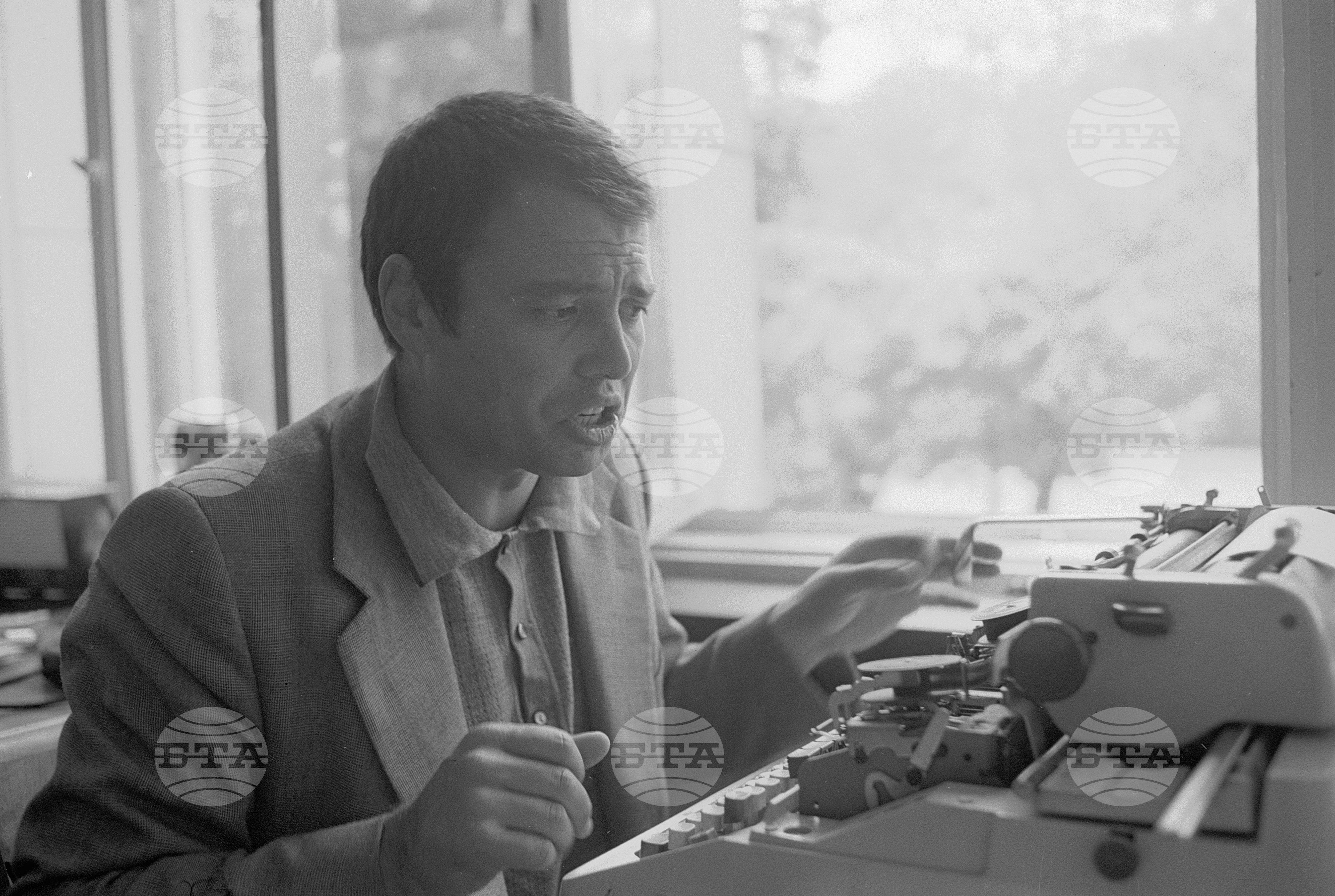 Пратениците на комсомола в БТА