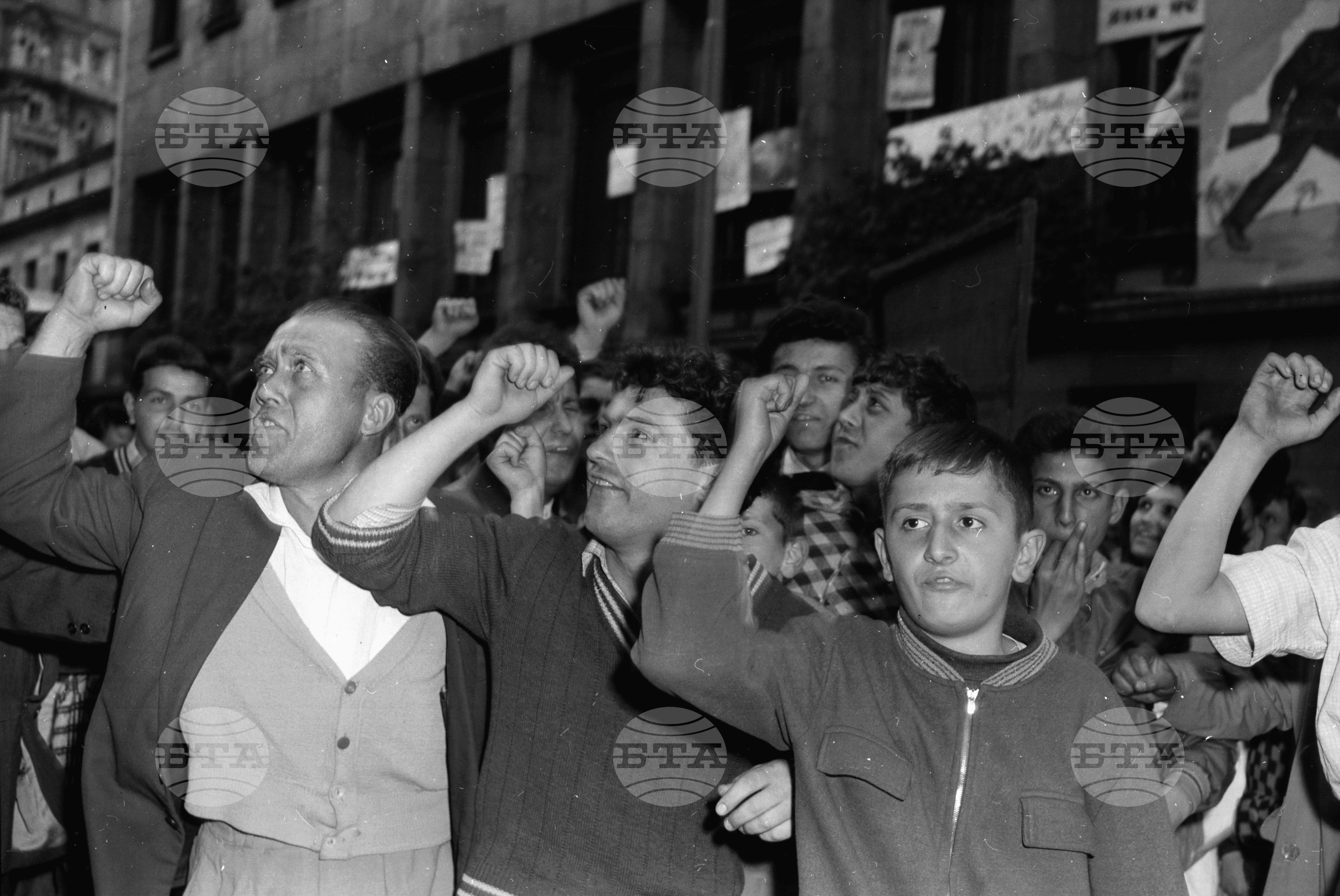 Столичните трудещи се, протестират против агресията в Куба част 2