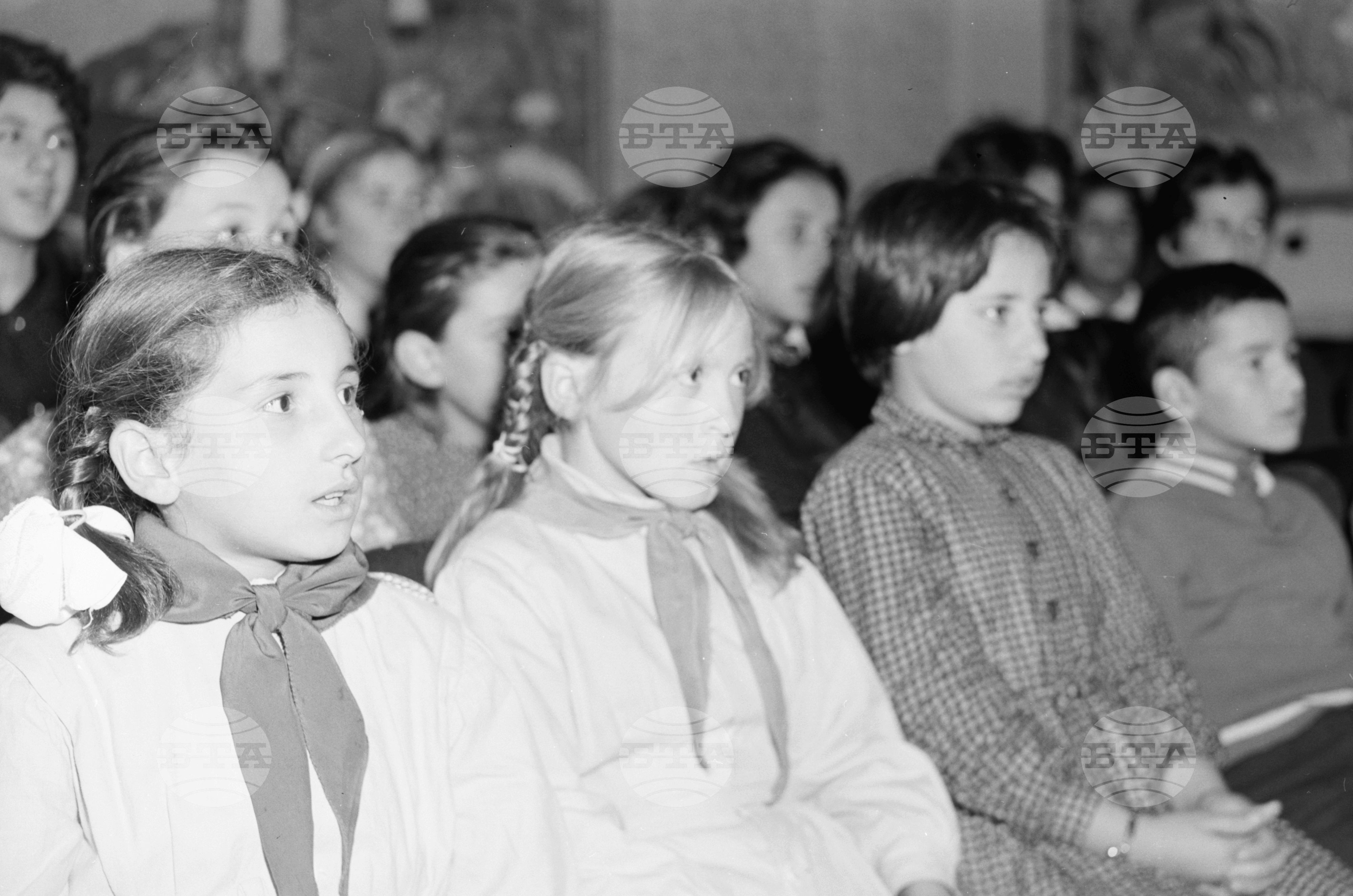 Пионерски дом "Йордан Лютибродски" във Враца