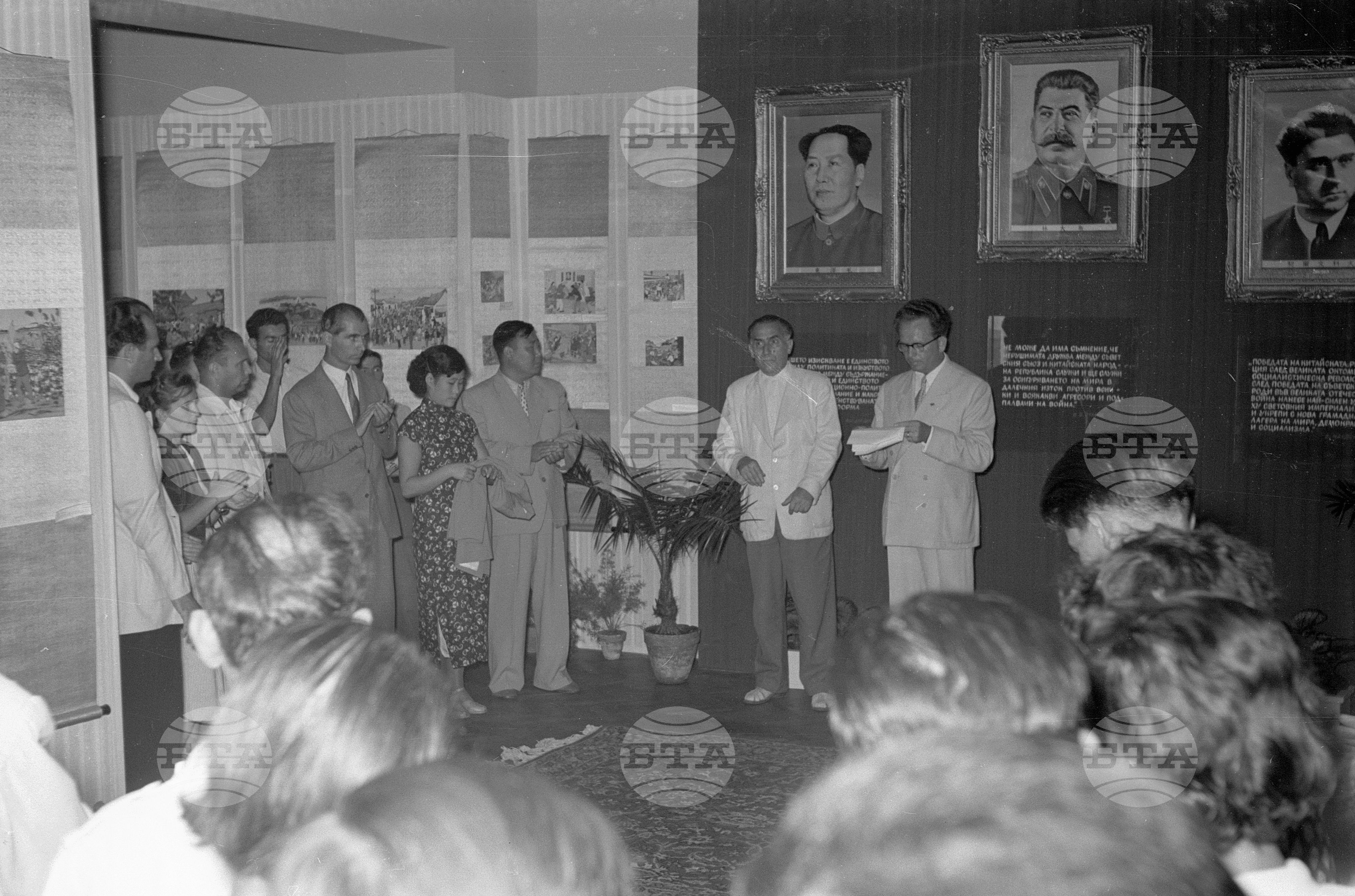 Изложба "Китайски новогодишни картини” - 1953 година