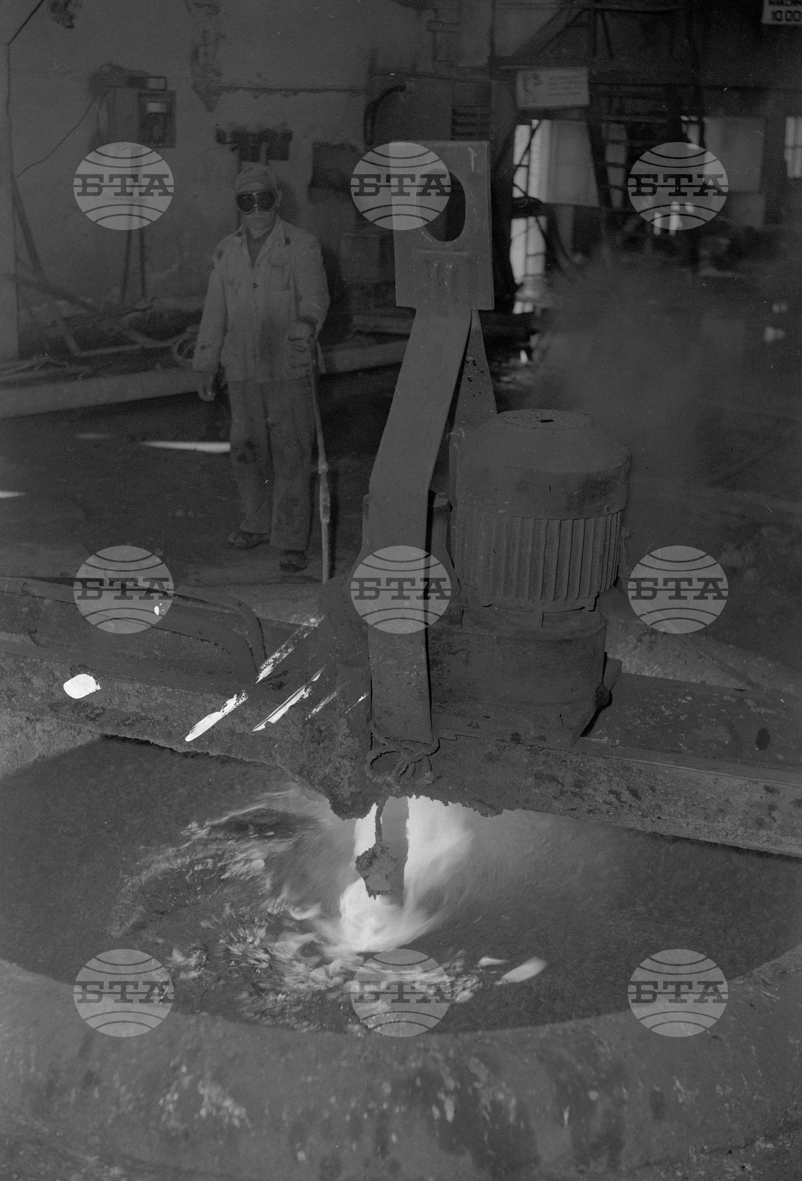 Оловнодобивния завод - гара Курило
