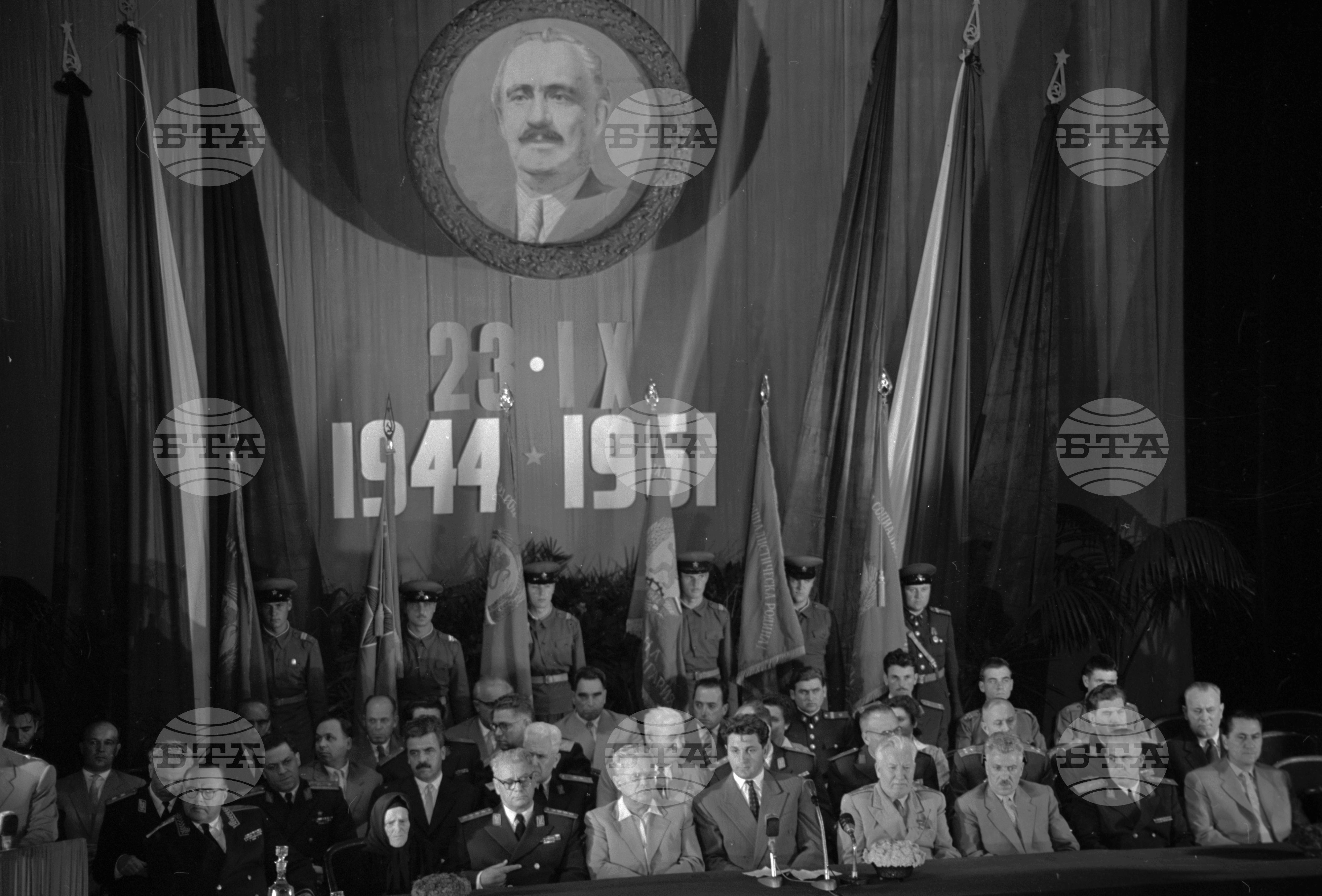 Тържествено събрание по случай Деня на Българската народна армия - 1961