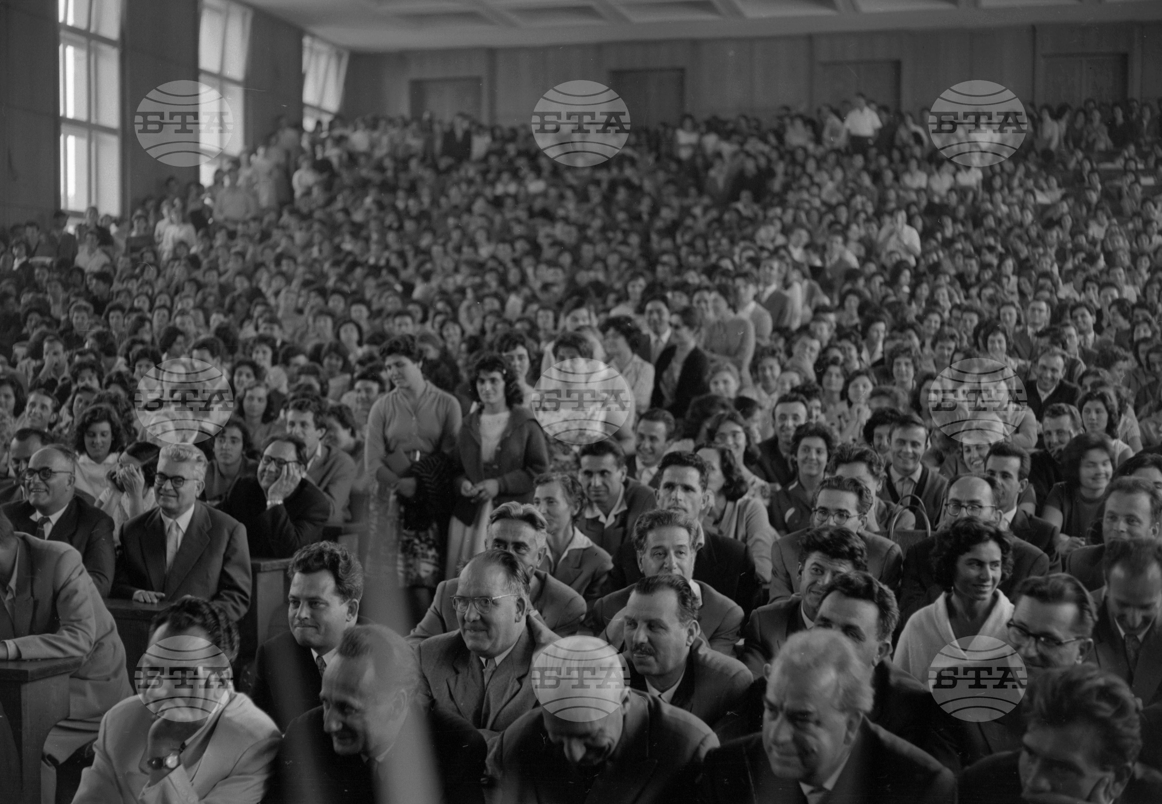 Откриване на  новата учебна 1961/1962 година в столичните учебни заведения