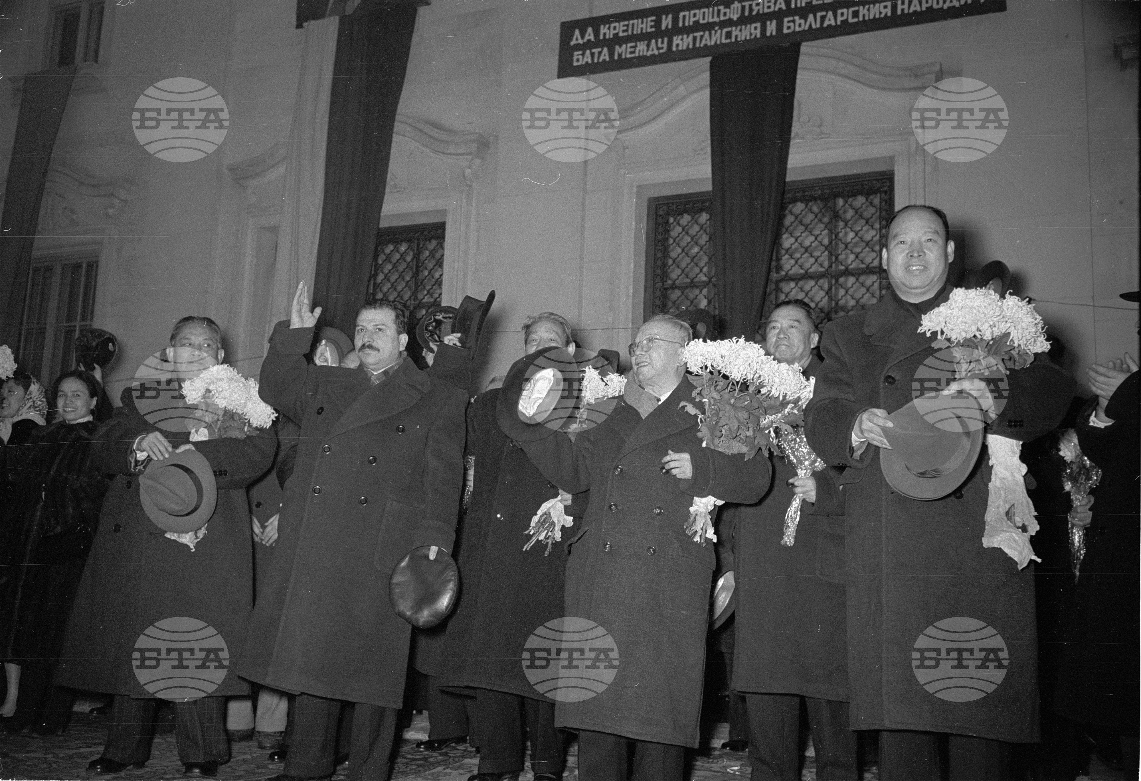 Посрещането на делегацията на Общокитайското събрание на народните представители
