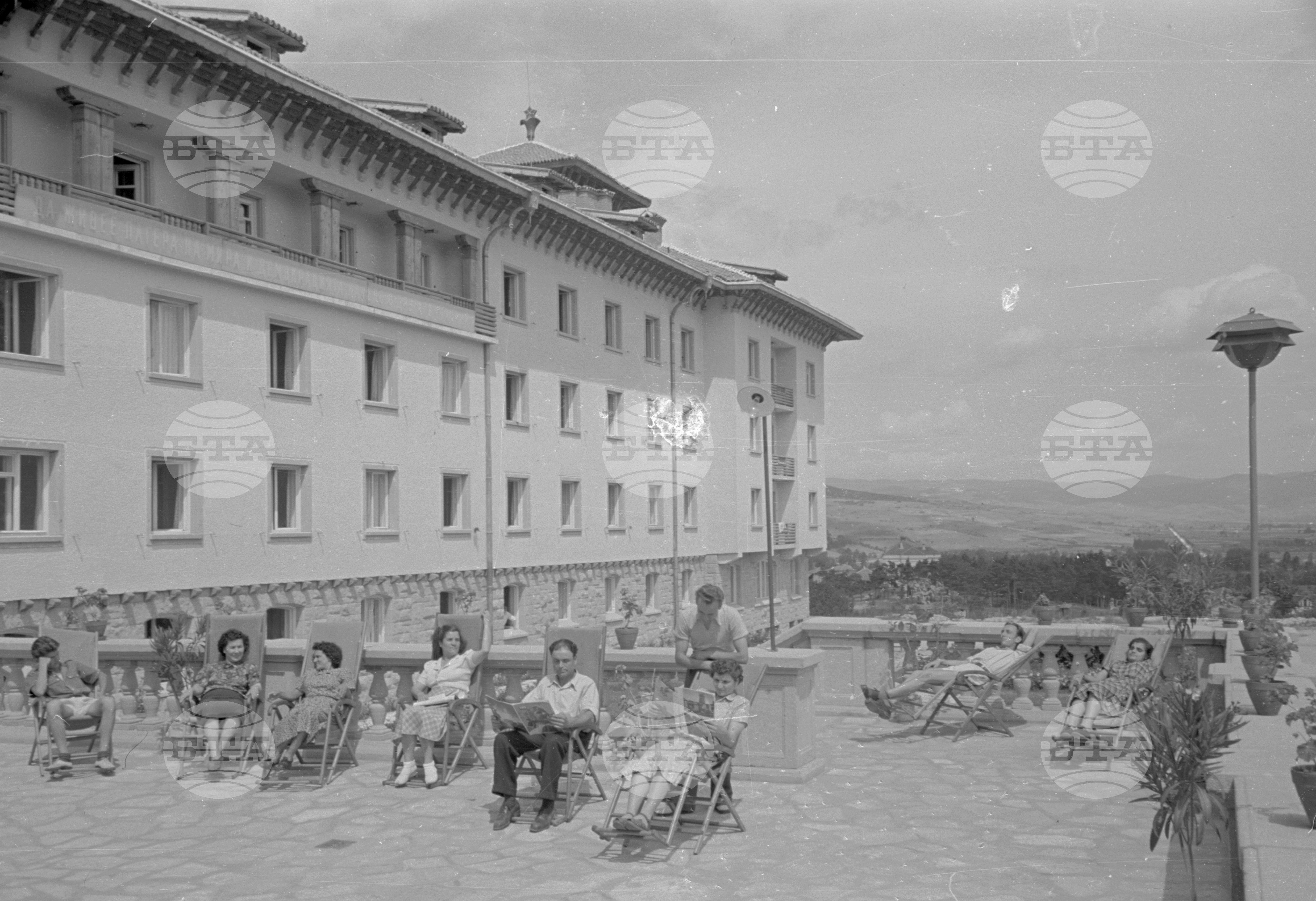 Почивна станция "Двореца" във Велинград - 1952 година, част 2