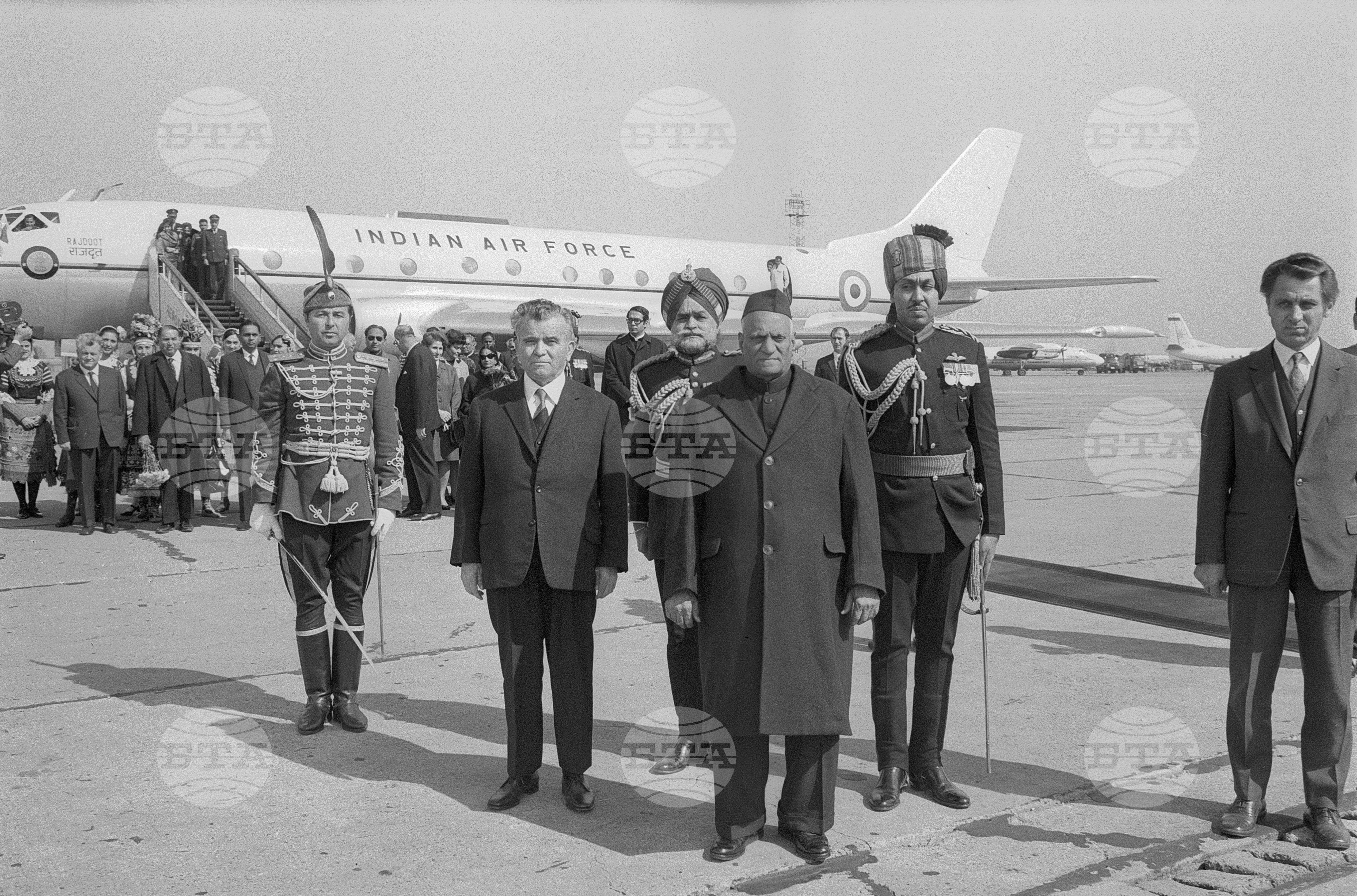 Индийският президент Варахагири Венката Гири на посещение в България - част 1
