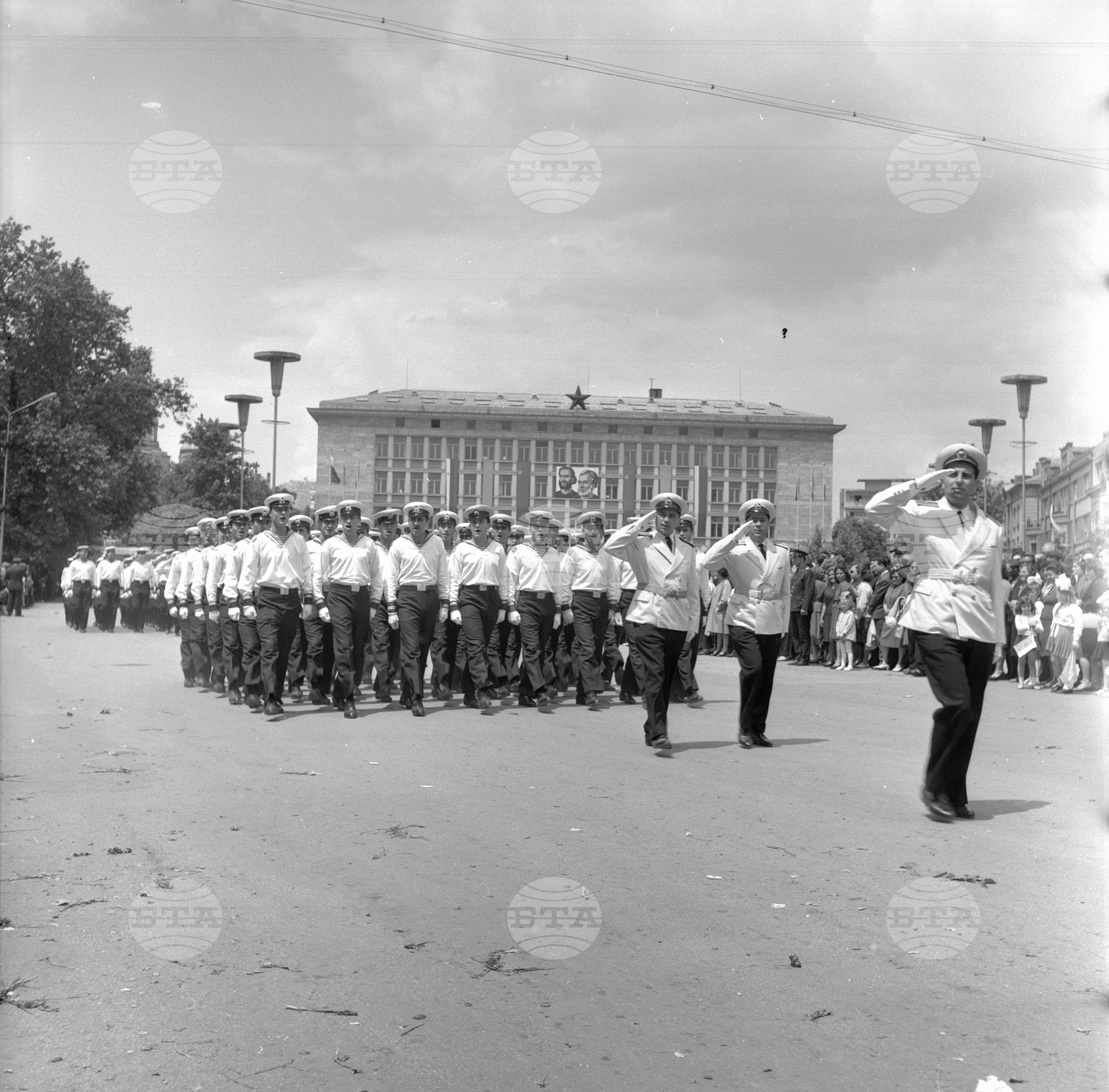 Манифестация по случай 24 май във Варна - 1966 година