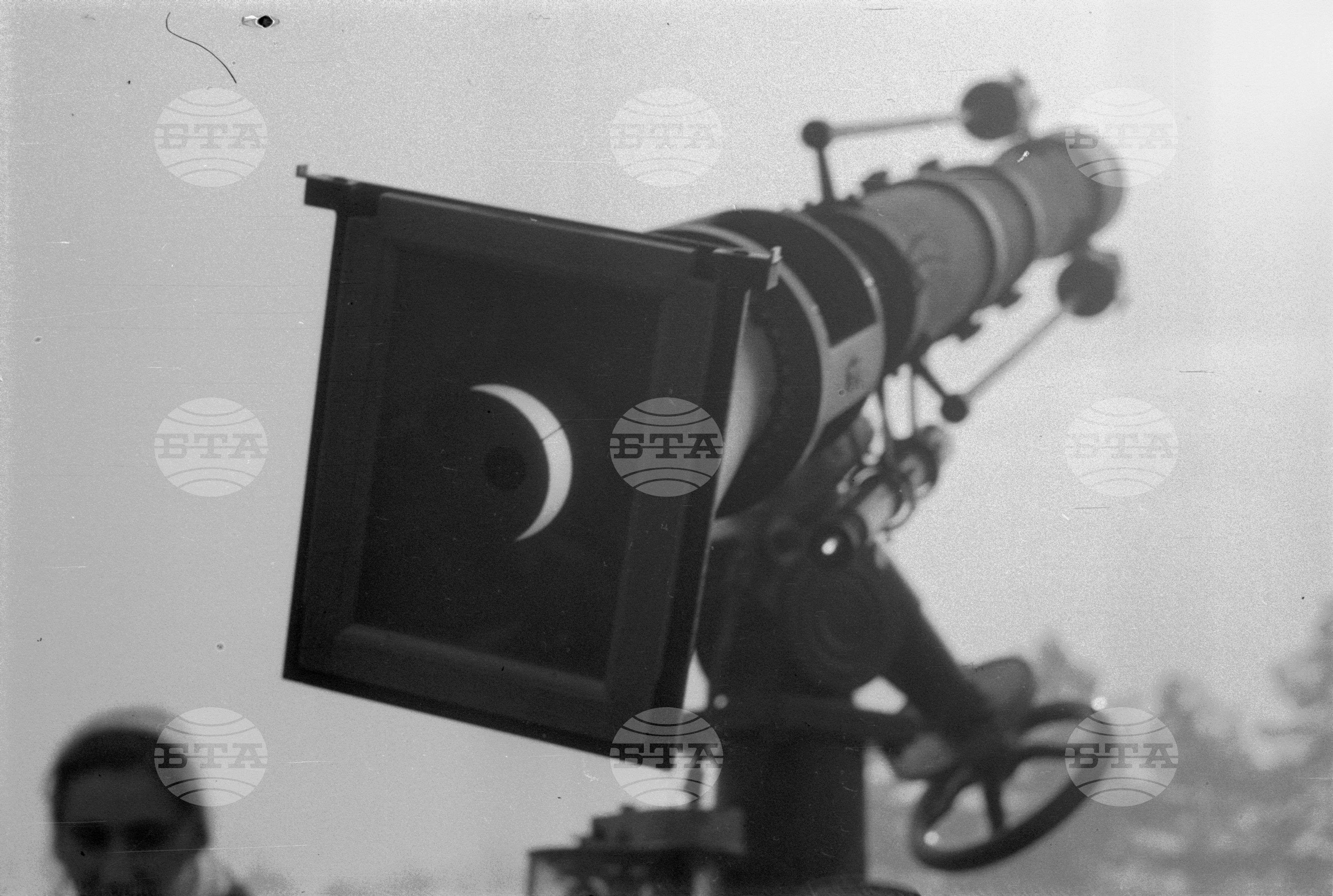 Слънчевото затъмнение на 15.II. 1961 г. наблюдавано от Софийската астрономическа обсерватория