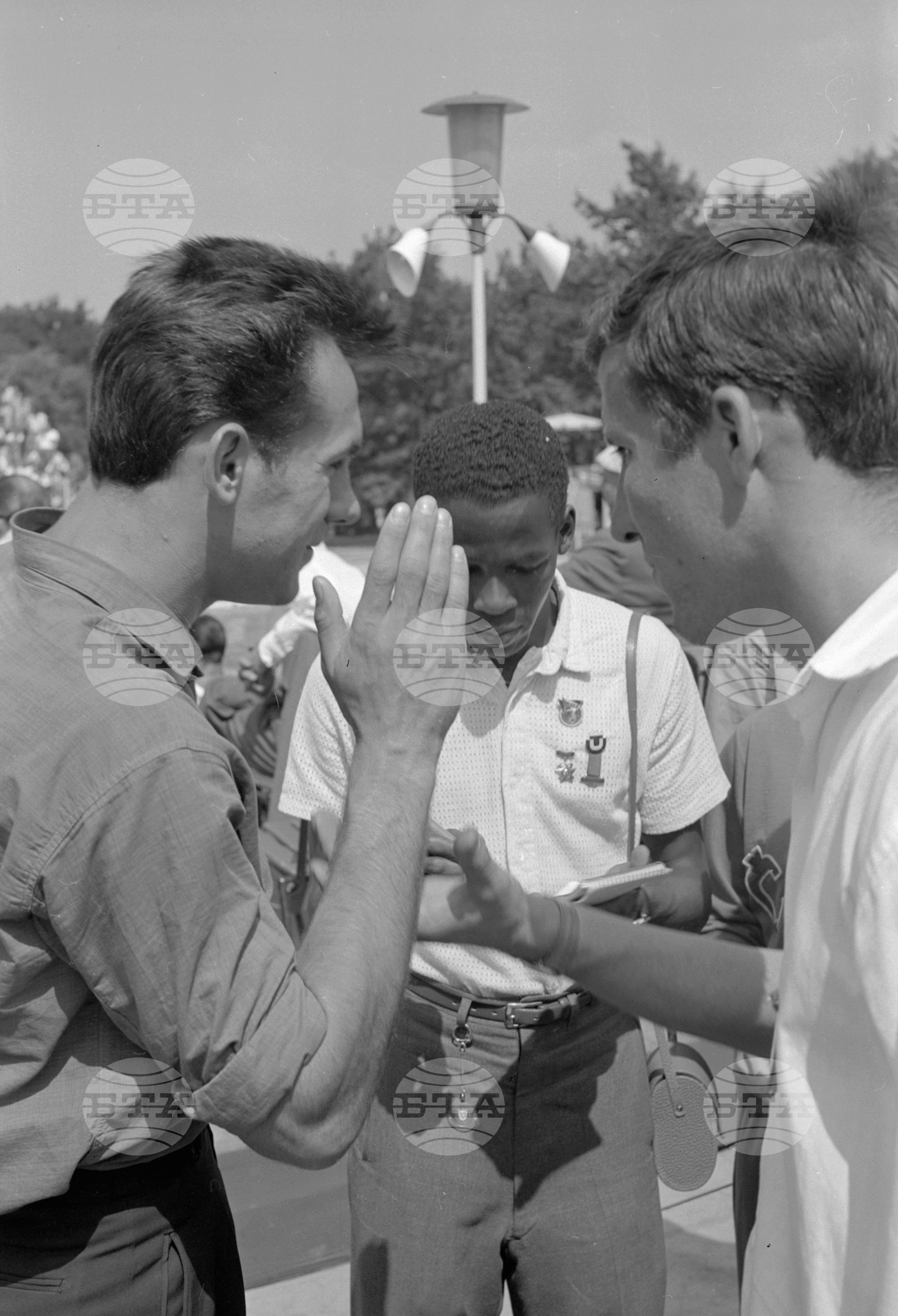 Универсиада 1961 година - в София е пристигнал световният рекордьор на висок скок Брумел