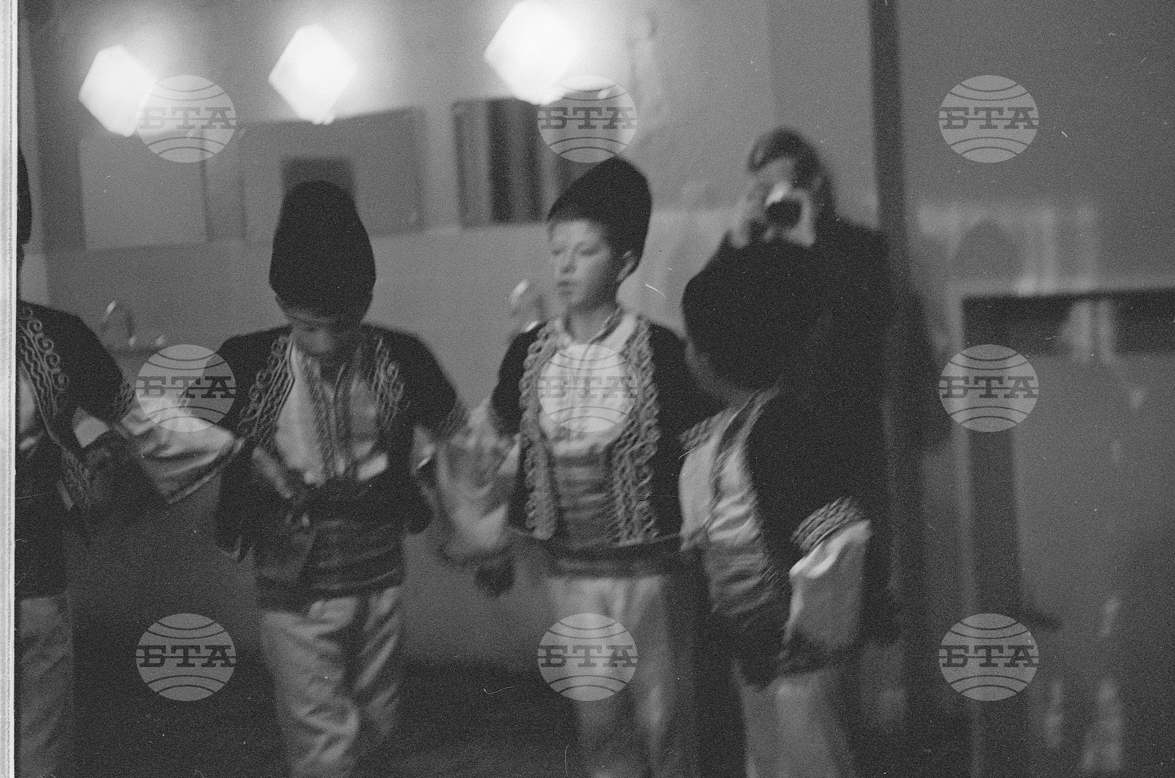 Танцов състав при читалище "Враждебна"