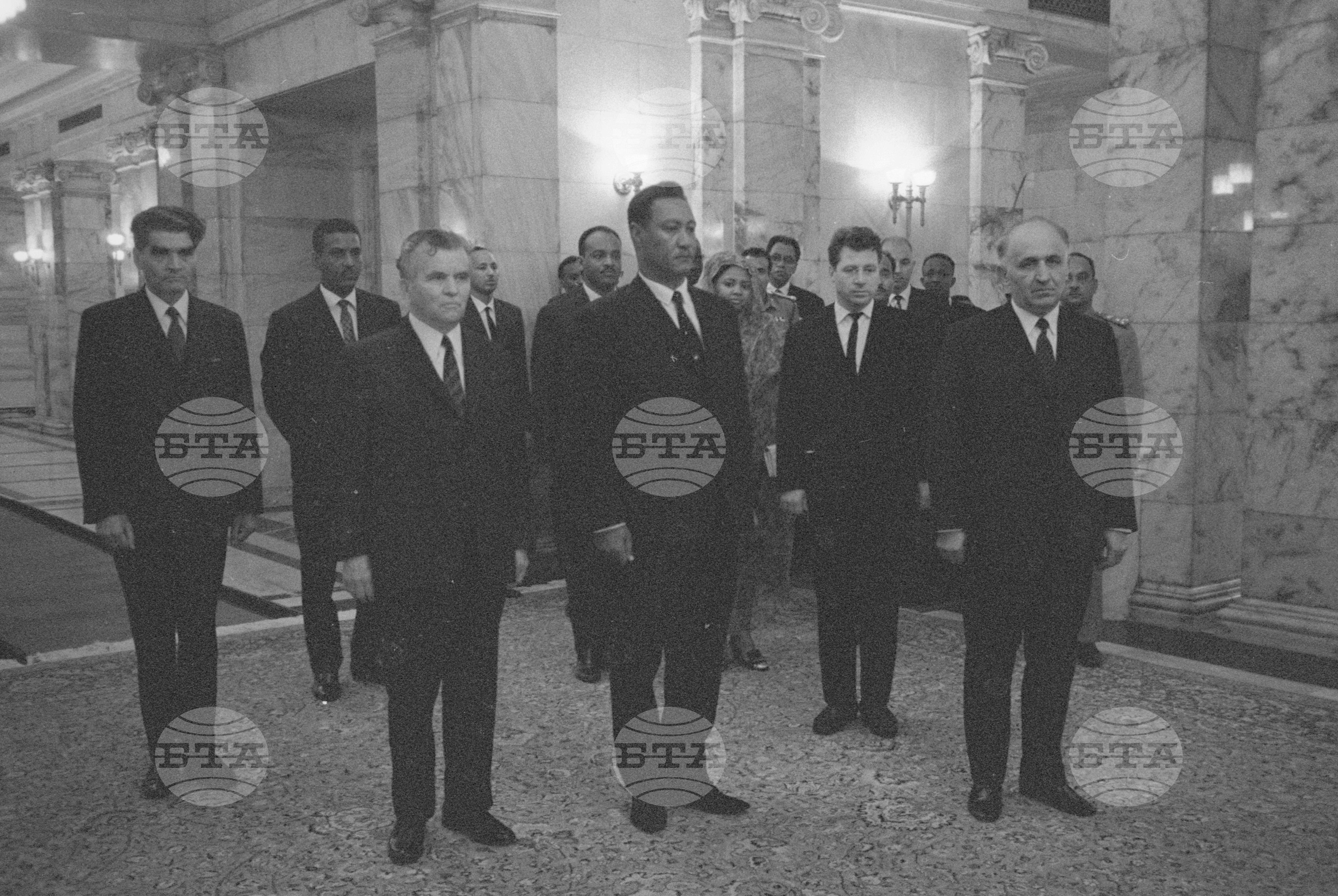 Генерал-майор Джафаар Мохамед Нимейри на посещение в България - част 5