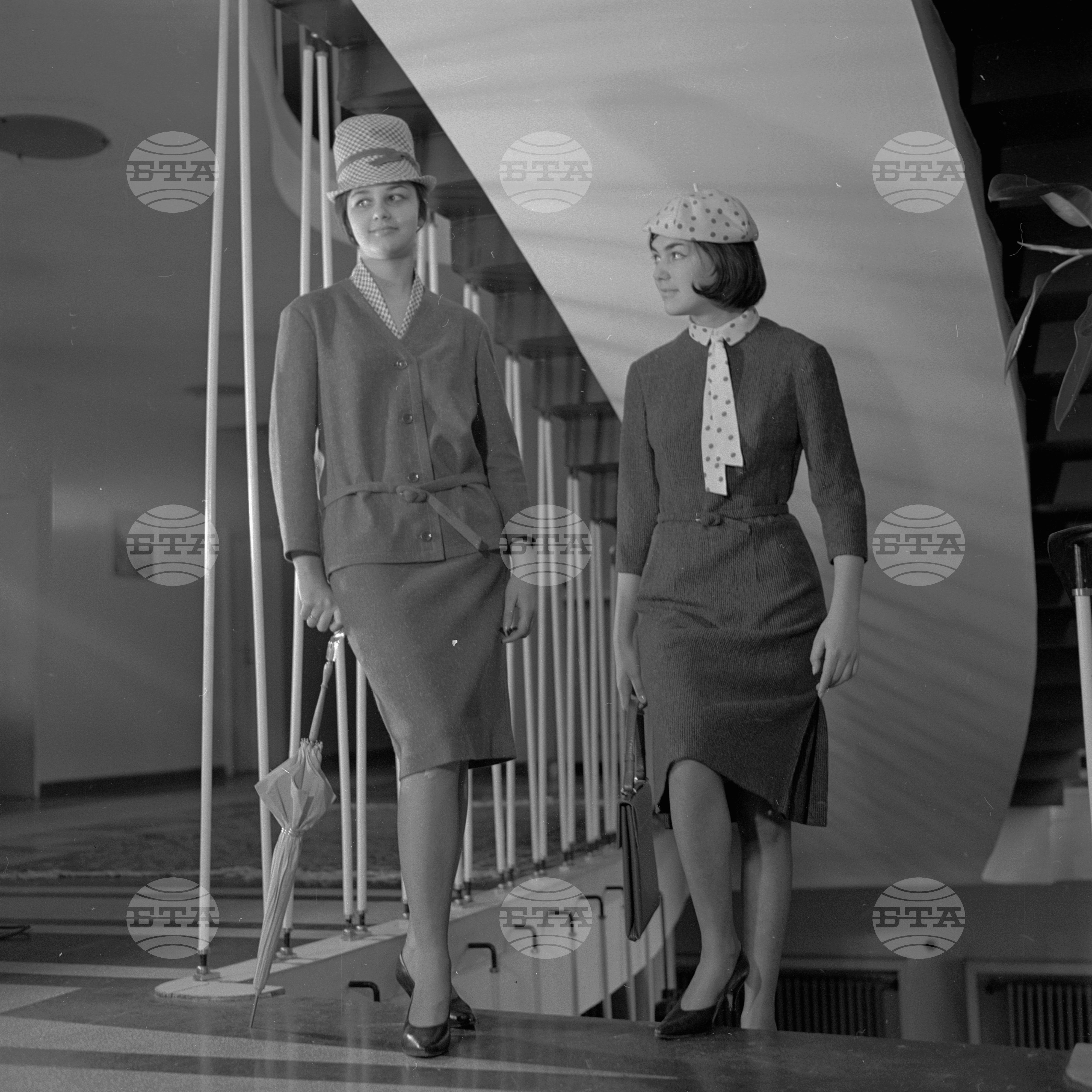 Дамско модно облекло за 1963 година