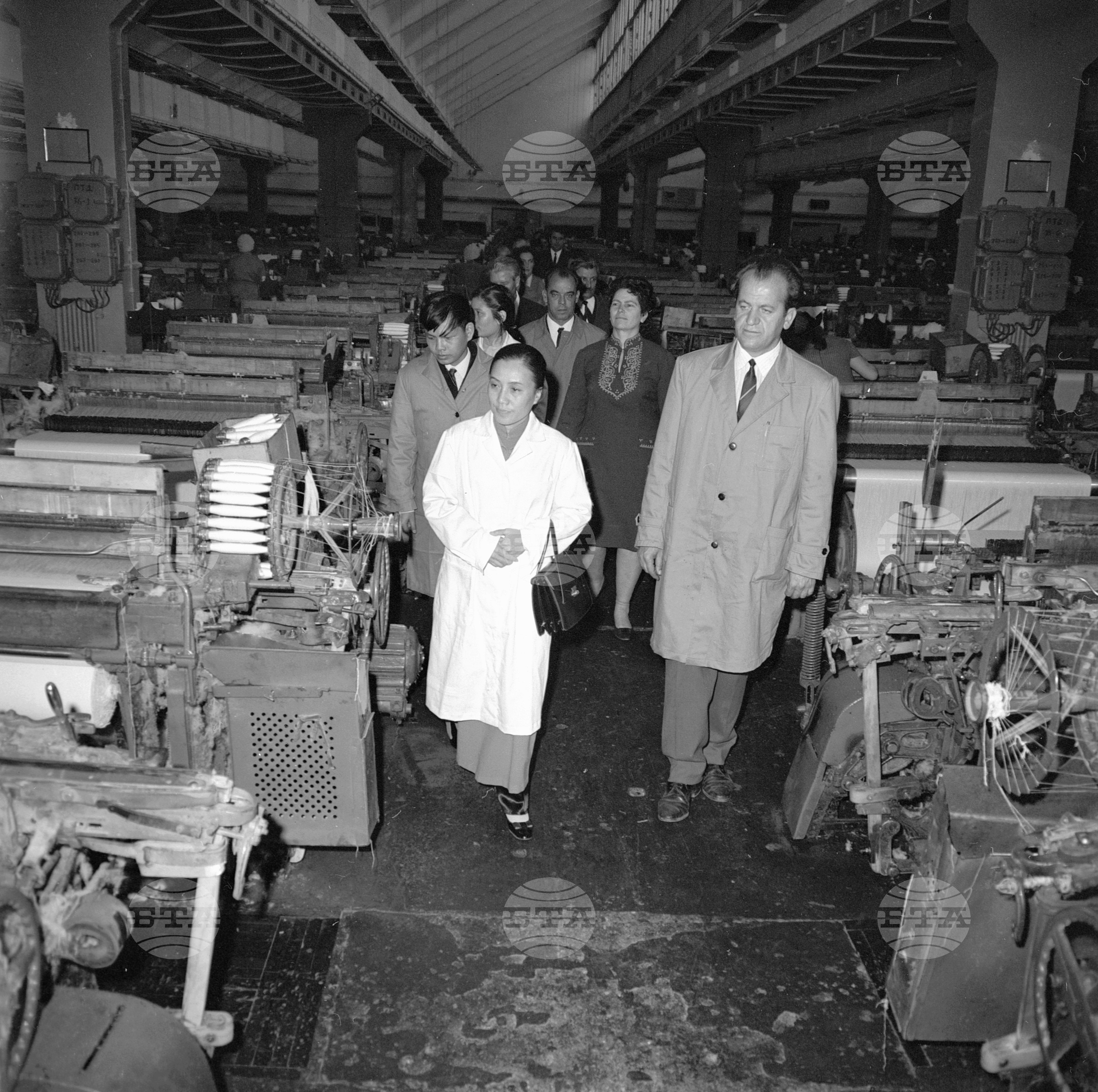 Посещение на Нгуен Тхи Бин - министър на външните работи на временното революционно правителство на Южен Виетнам - част 2