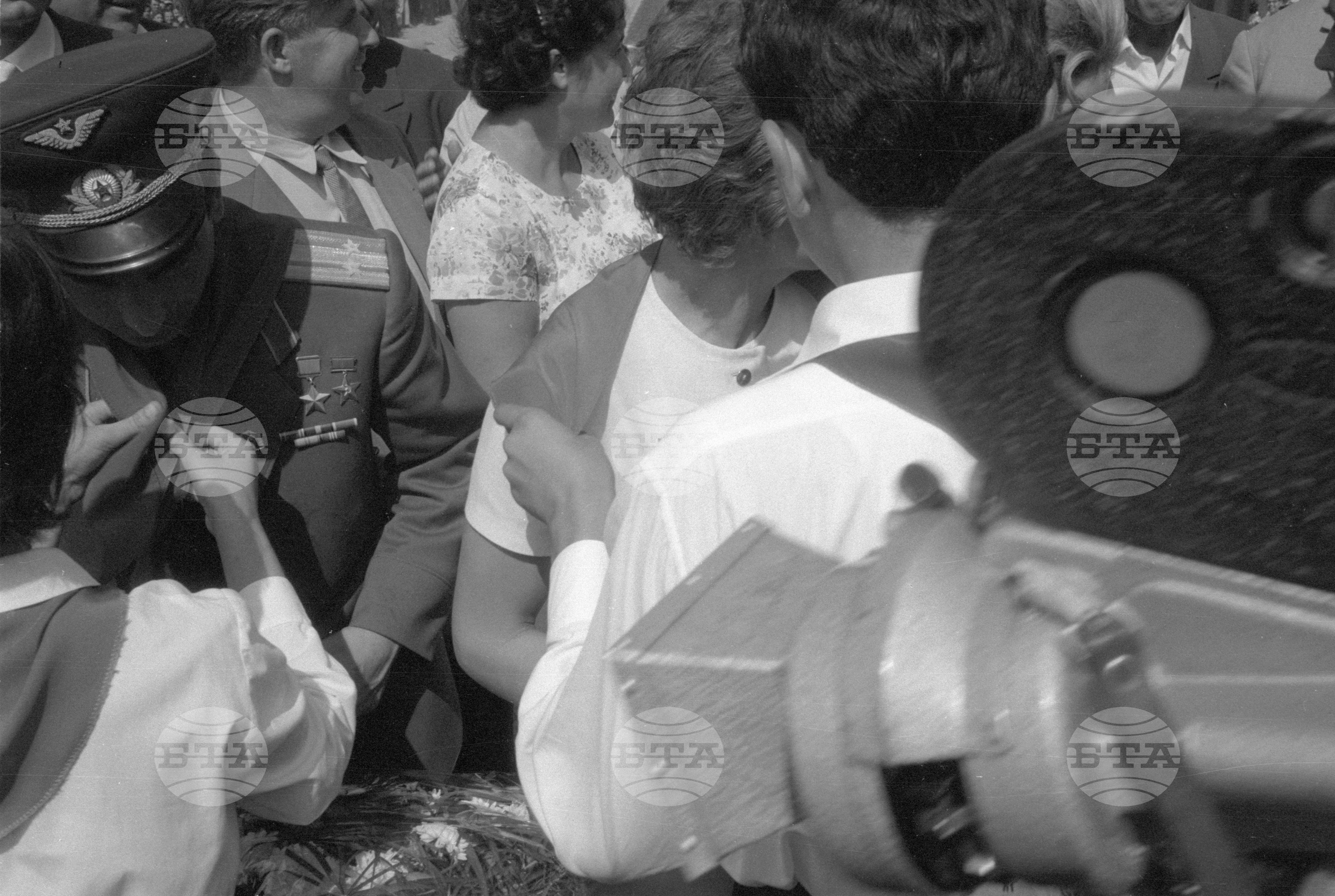 Пребиваване на съветските космонавти Валентина Терешкова и Валери Биковски у нас - Част 3