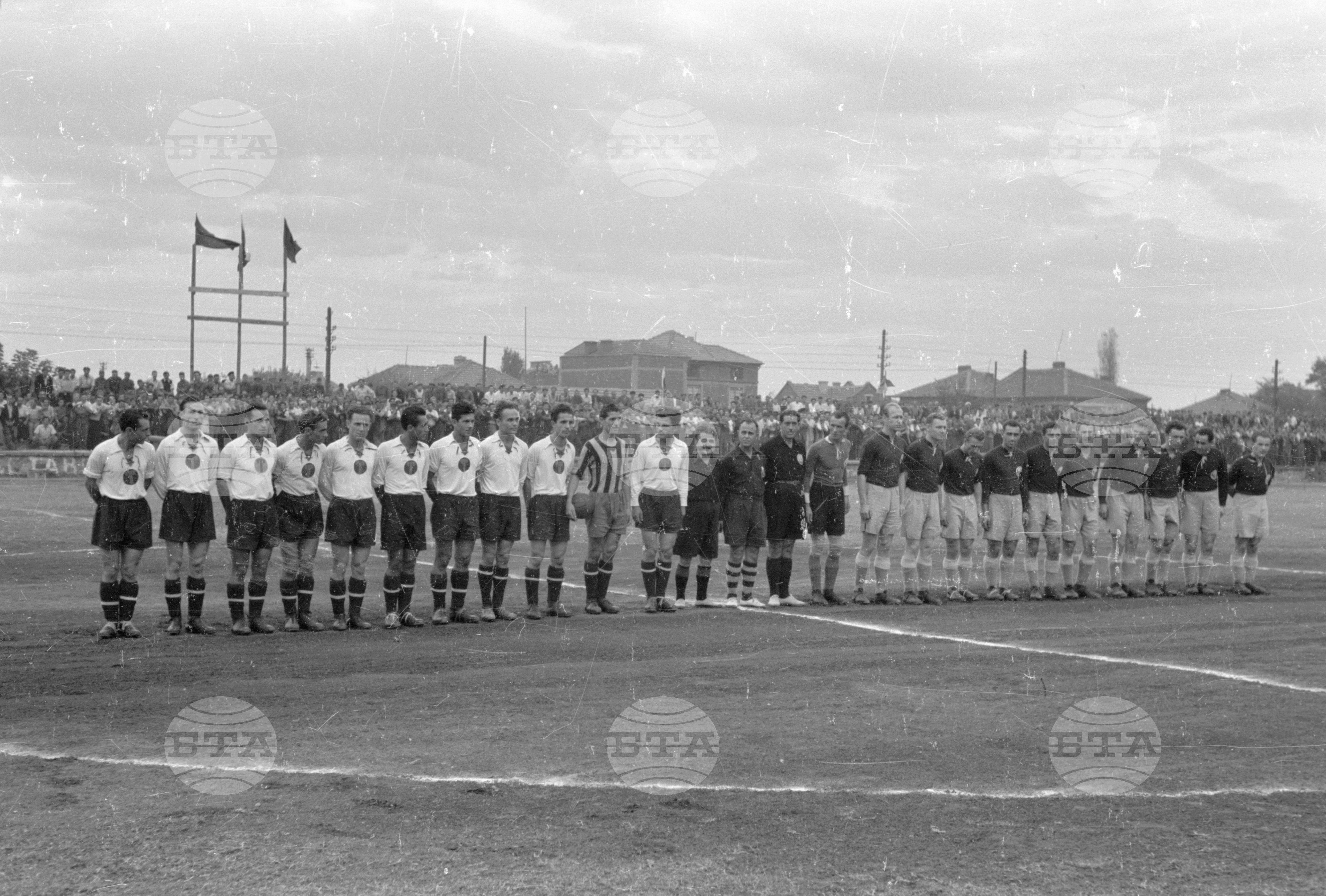 Чехословашки футболен отбор в Пловдив, 1951