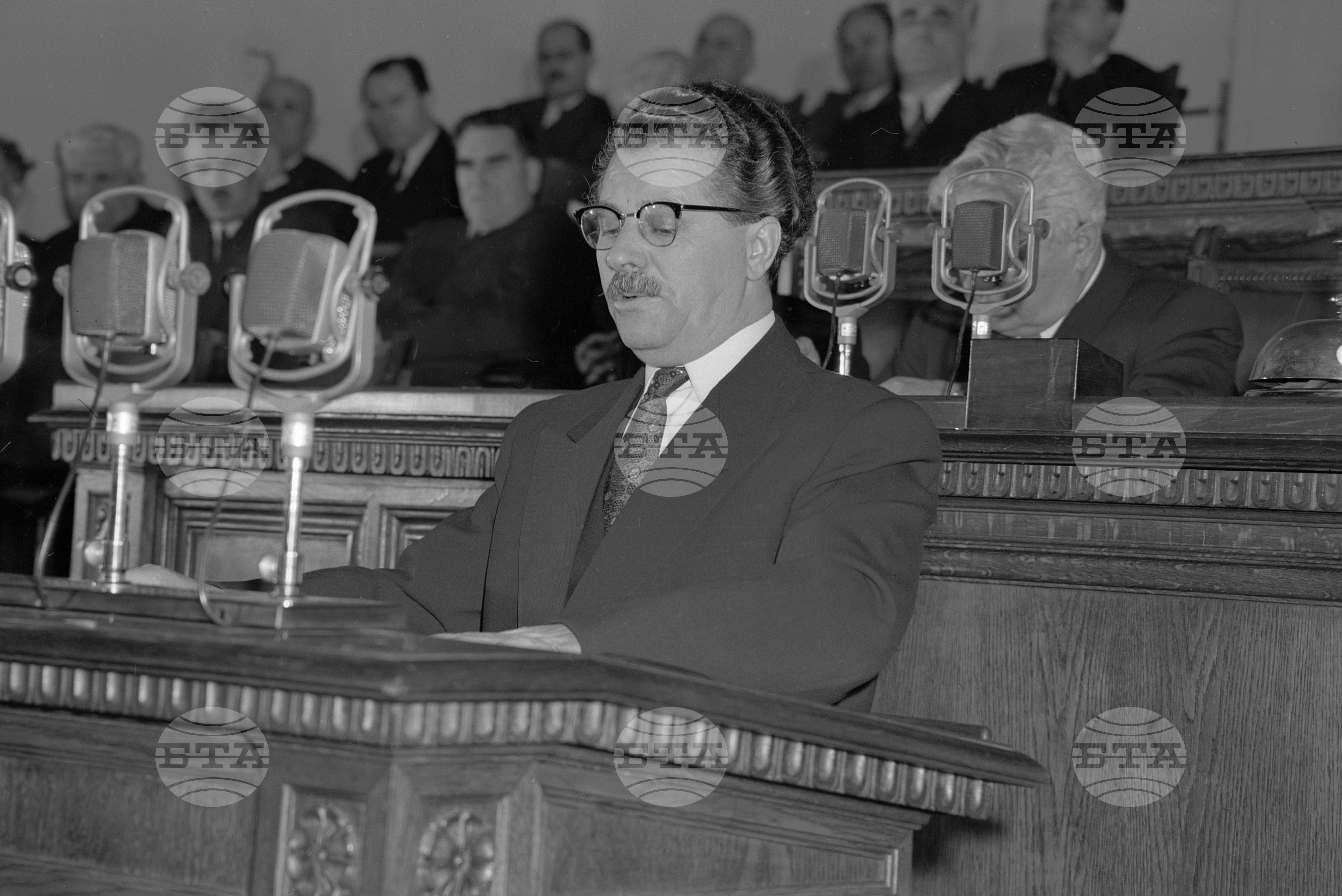 Първа извънредна сесия на III-то Народно събрание