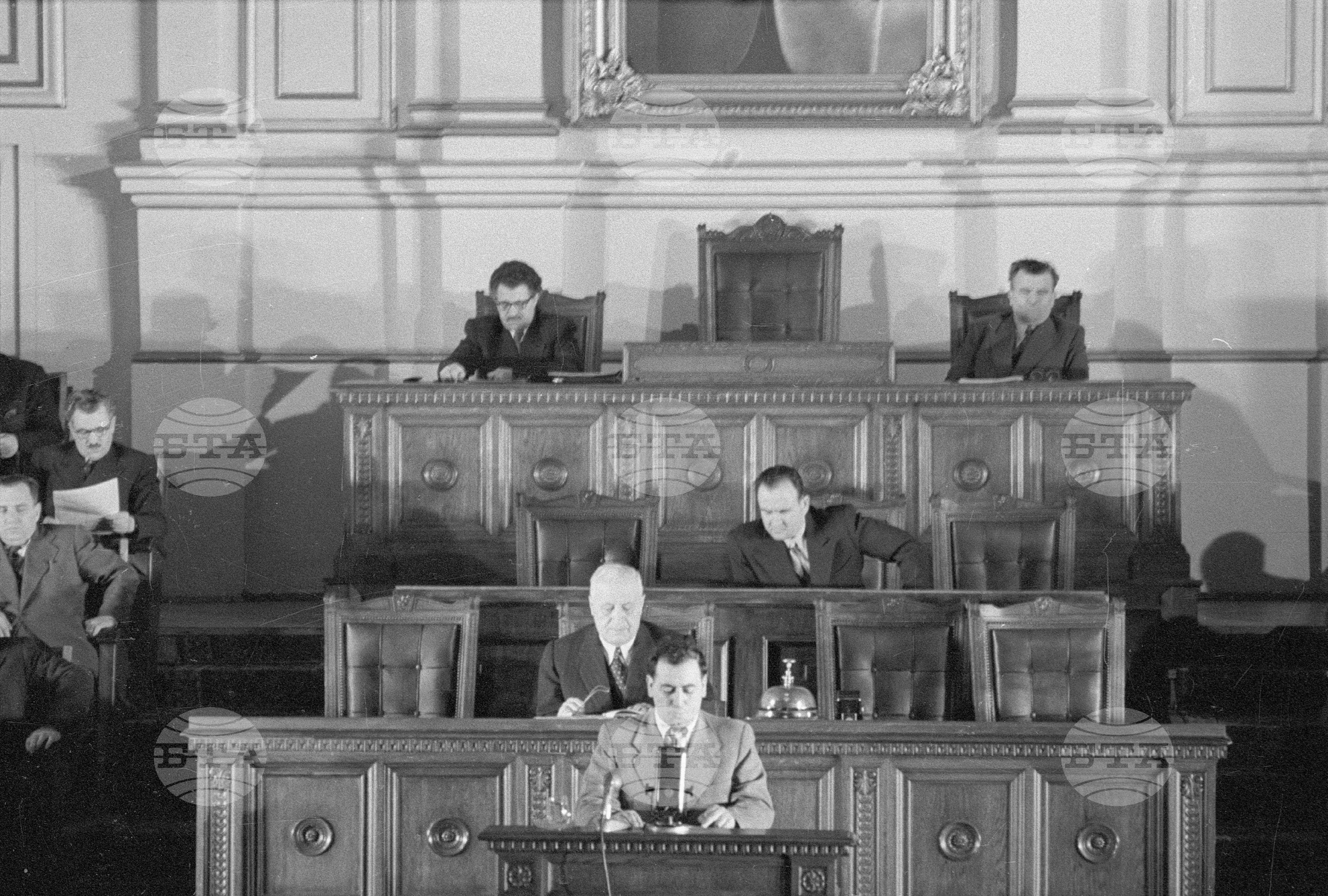 Петата редовна сесия на Народното събрание