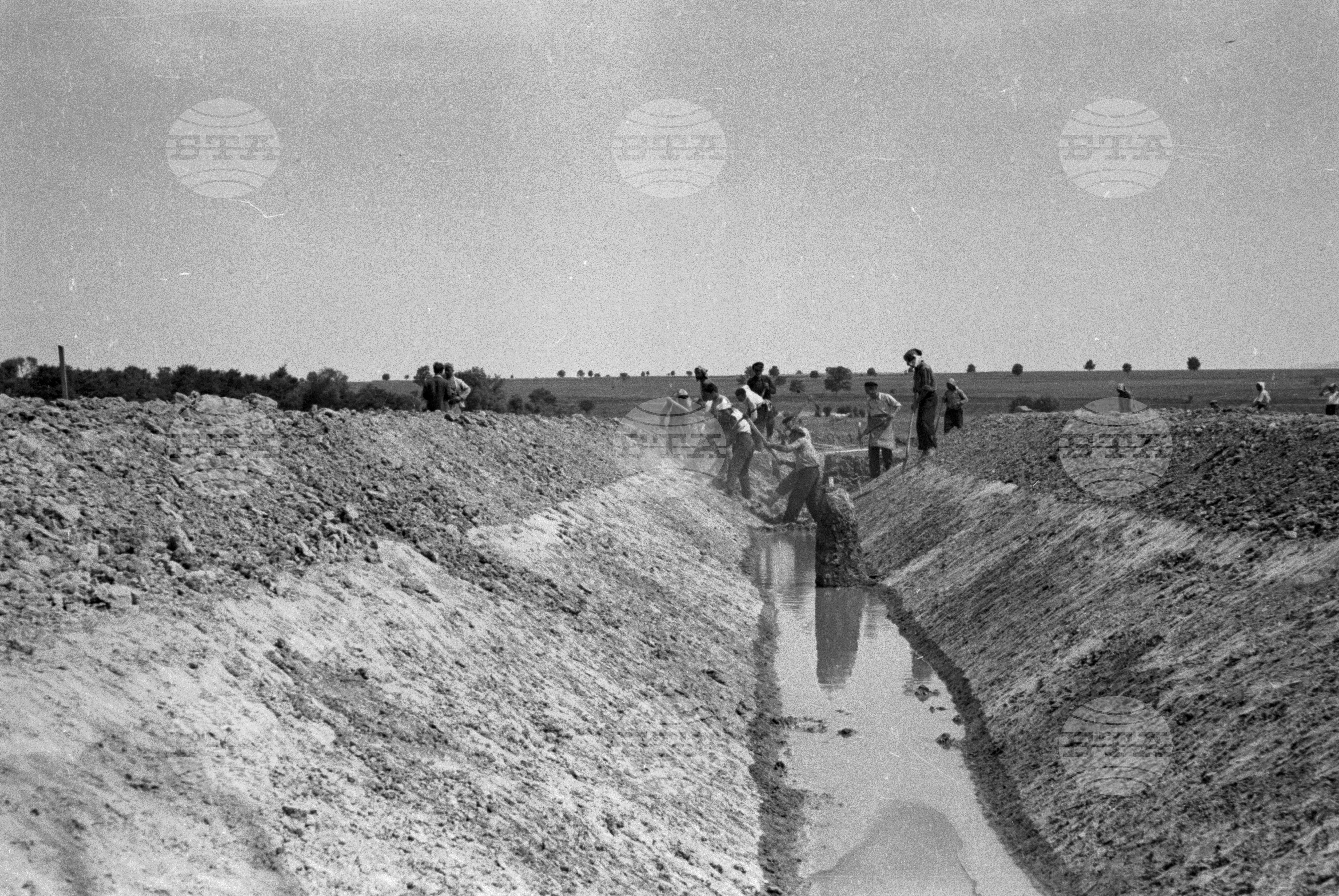 Първомайска напоителна система, 1951