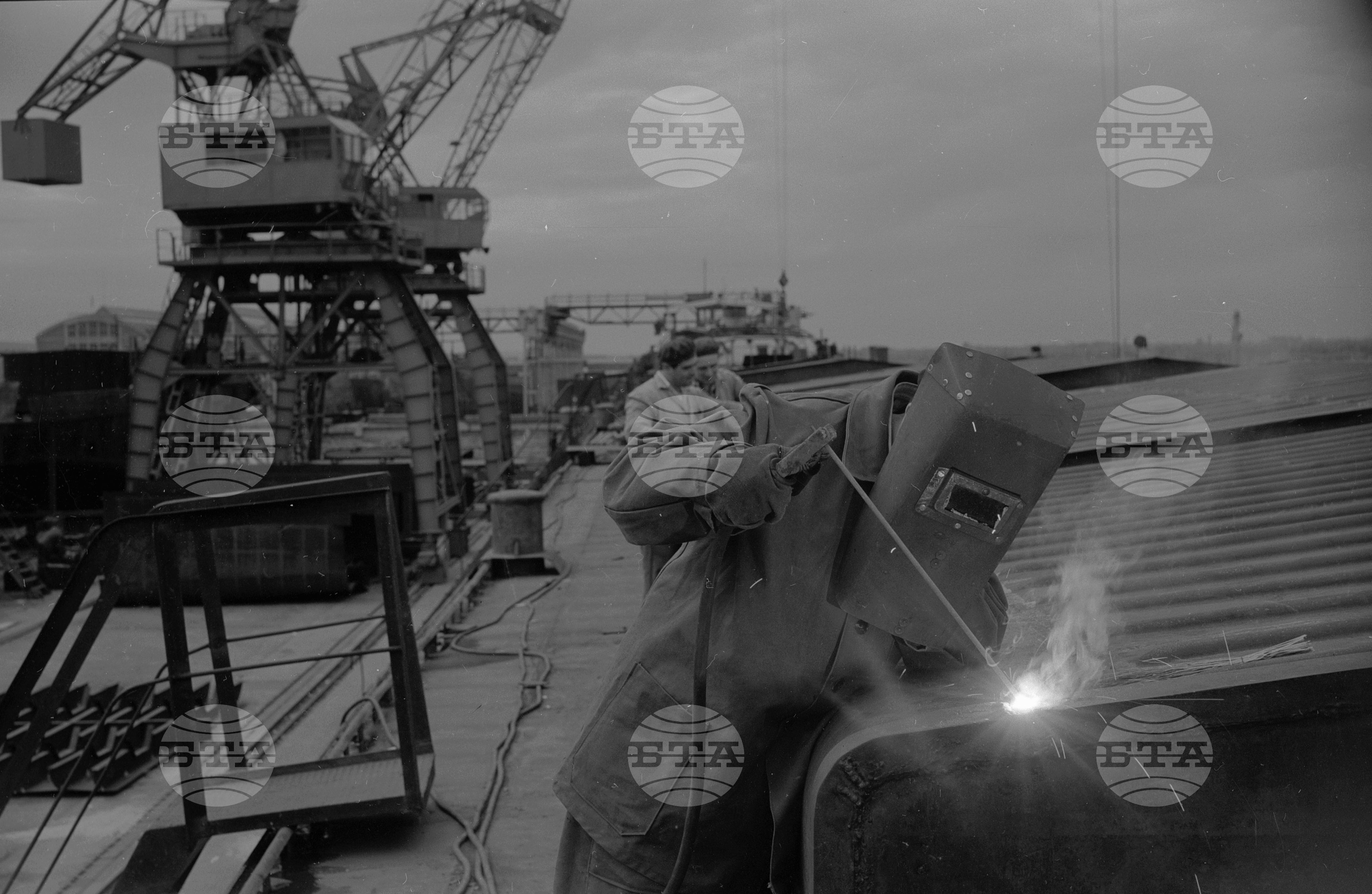 Корабостроителен и кораборемонтен завод Русе