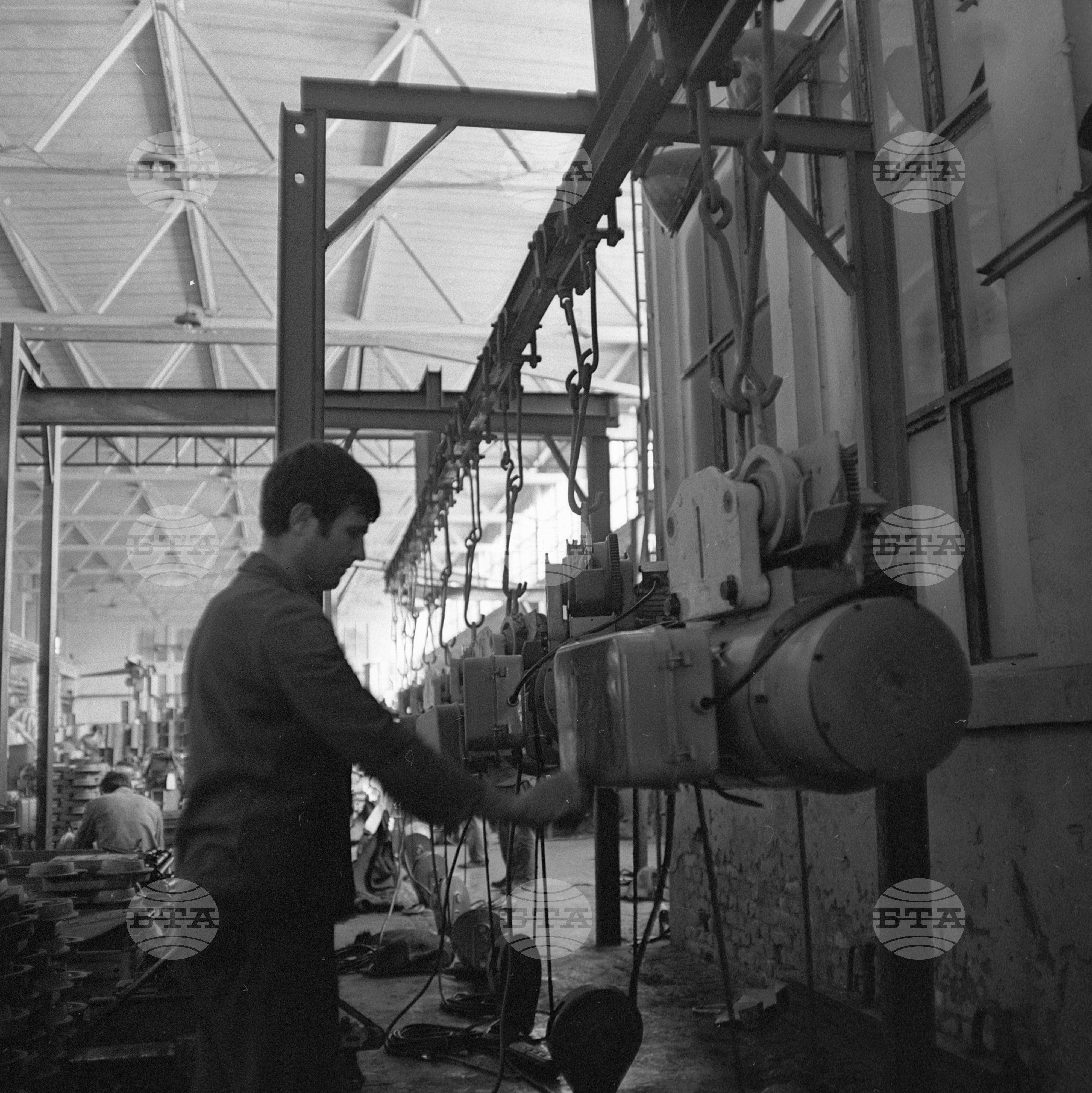 В завода за електротелфери "Подем" в град Габрово 1970 година