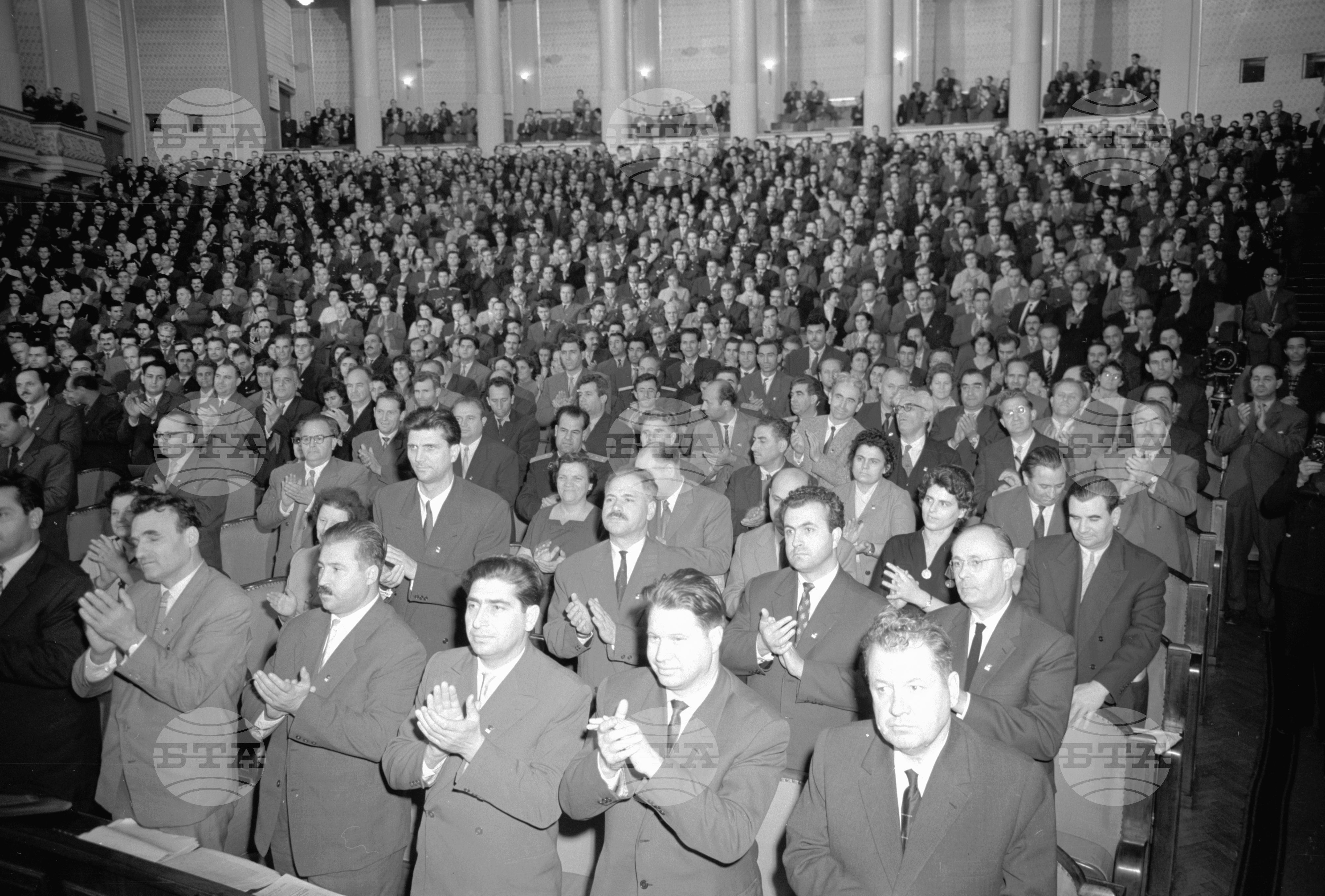 Осмият конгрес на Българската комунистическа партия част 14