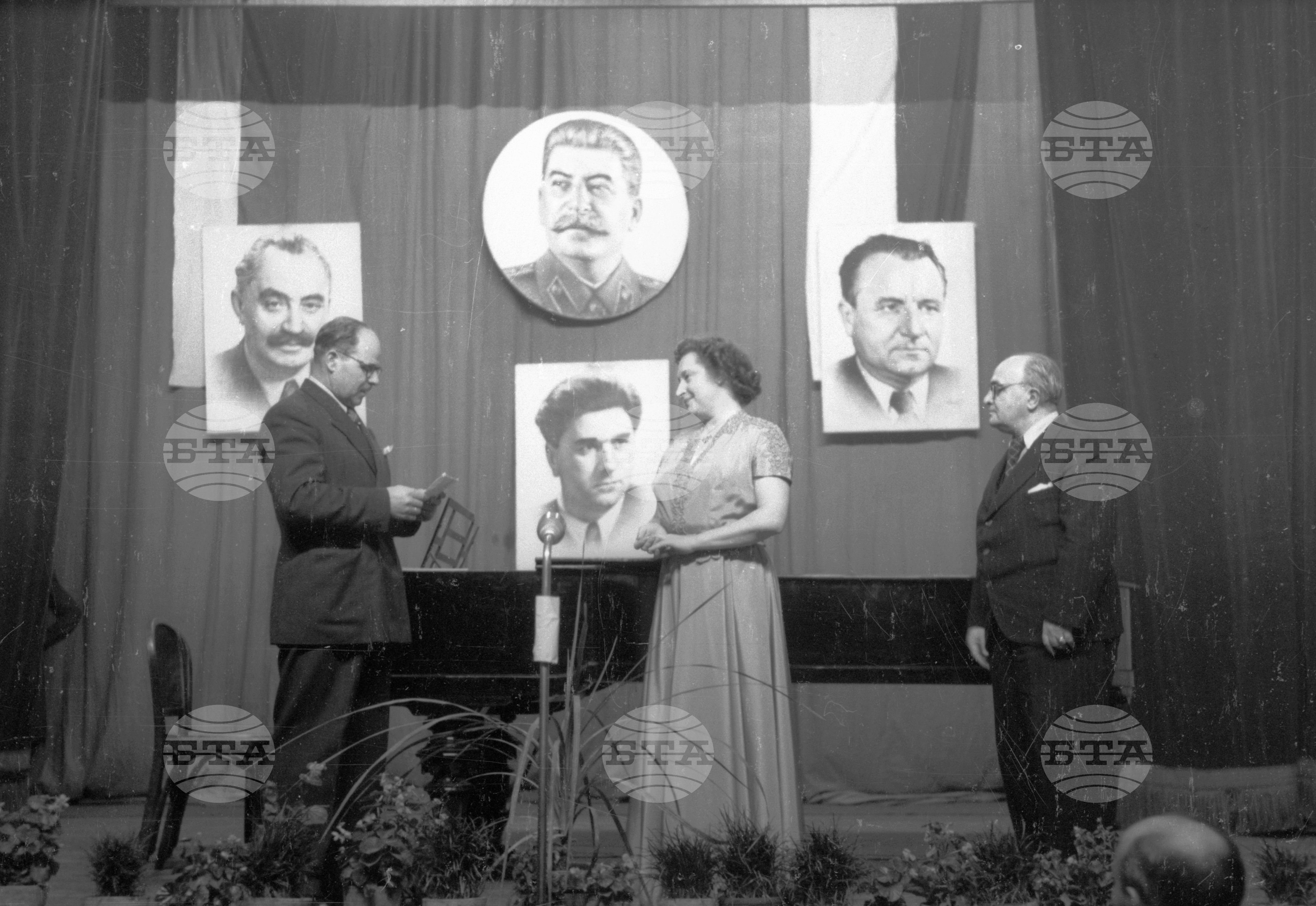 Народен театър "Иван Вазов", 1951 - част 1