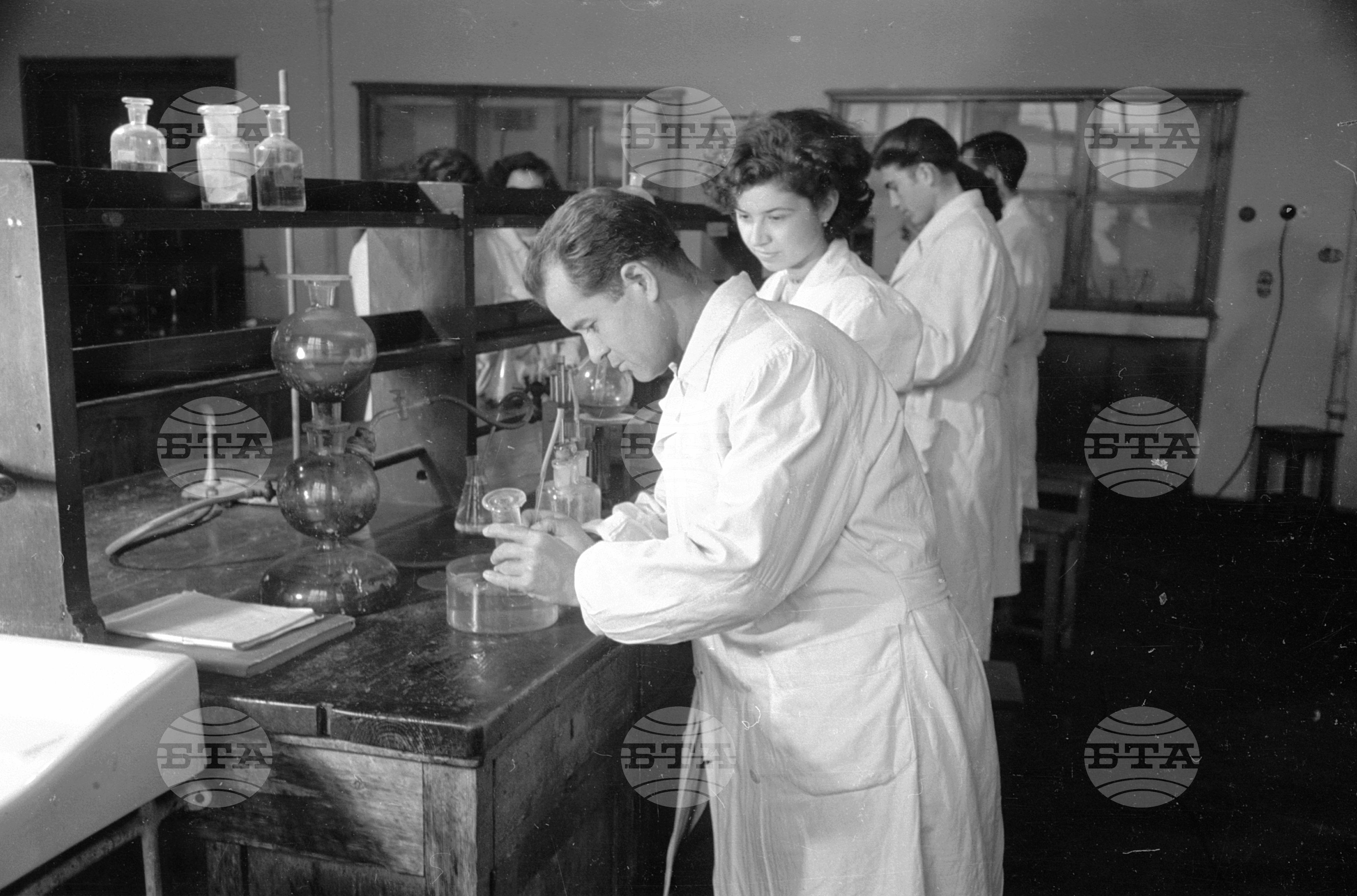 Из живота на студента Кирил Величков Чамов - 1953 година