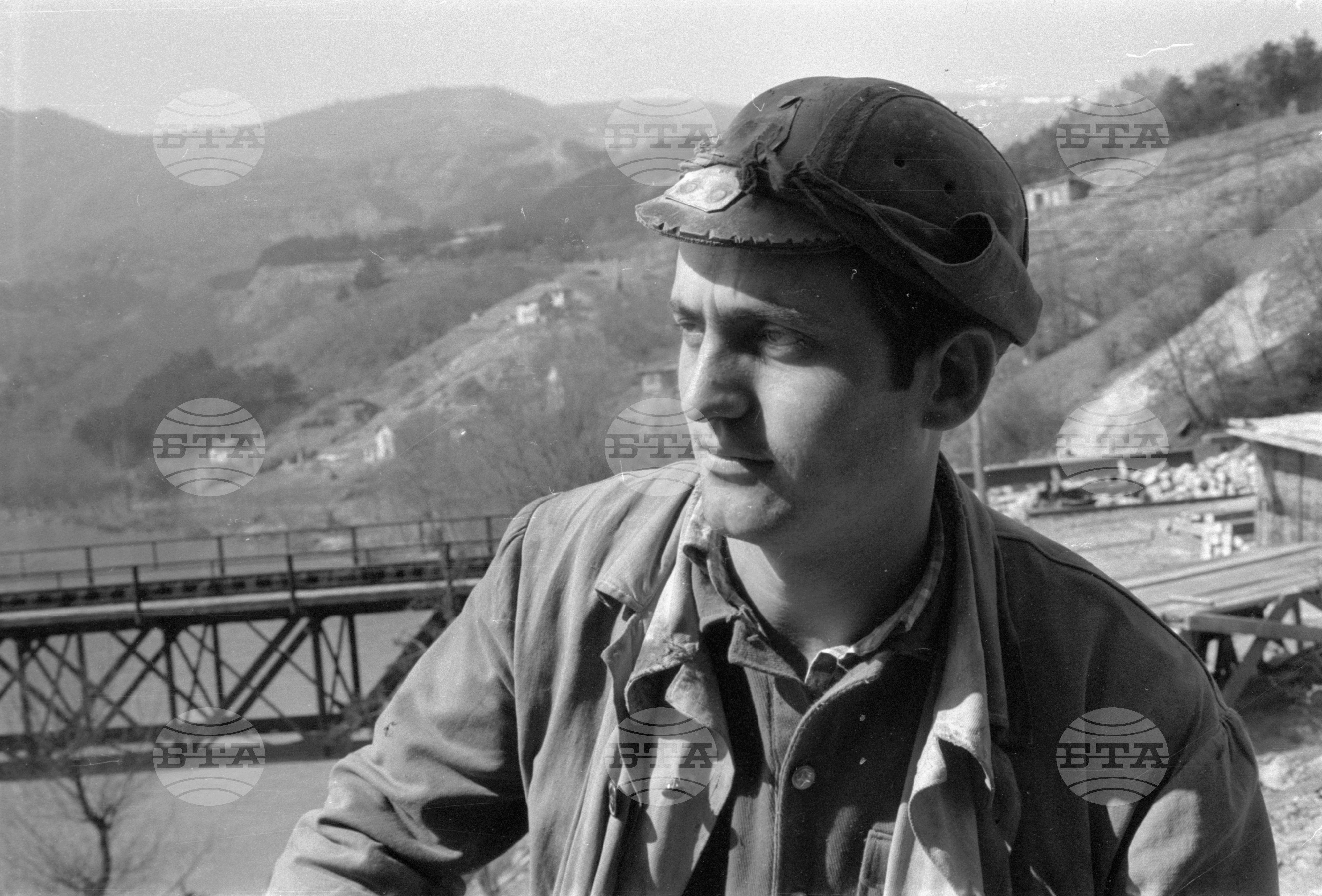 Удвояване на жп линията София - Мездра