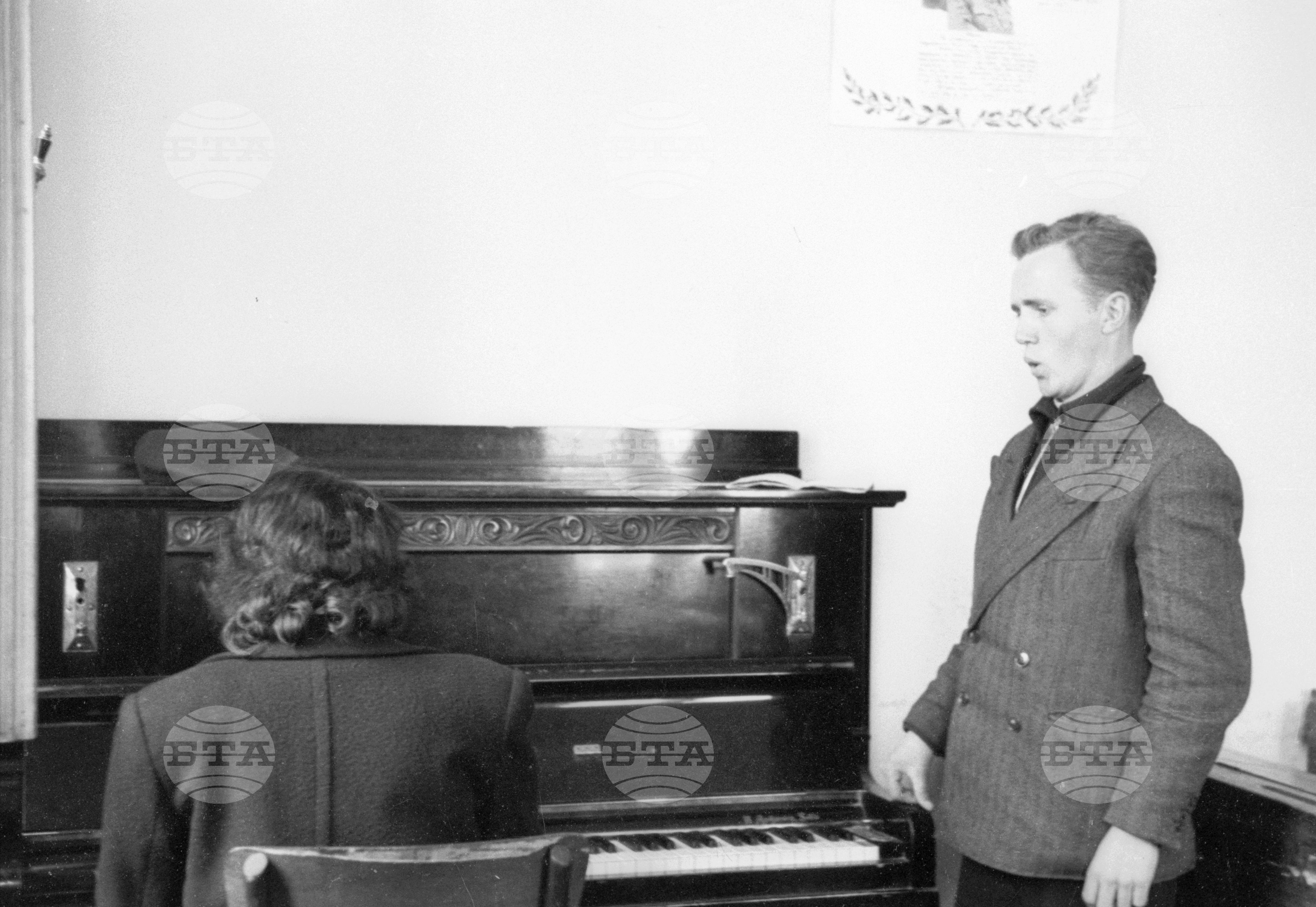 Музикално училище, 1951