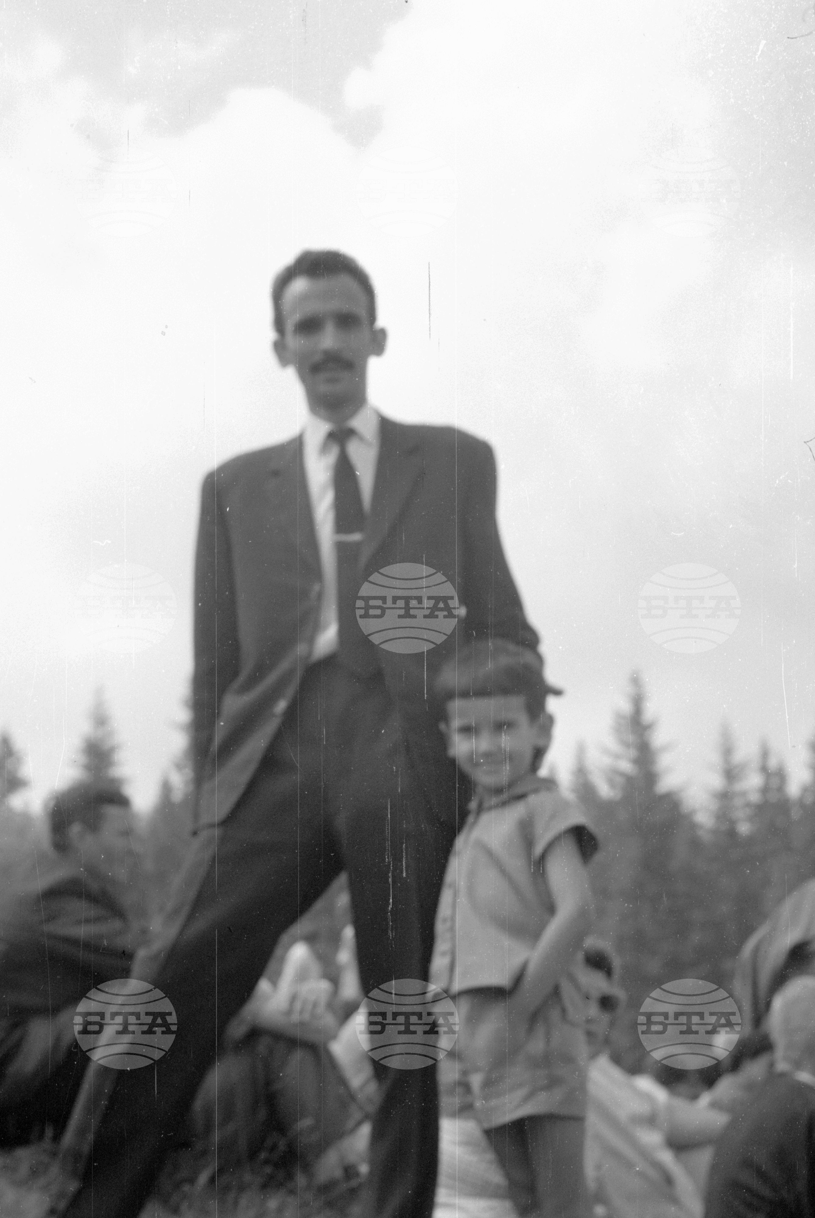 Денят на строителя в Кремиковци 1963 година