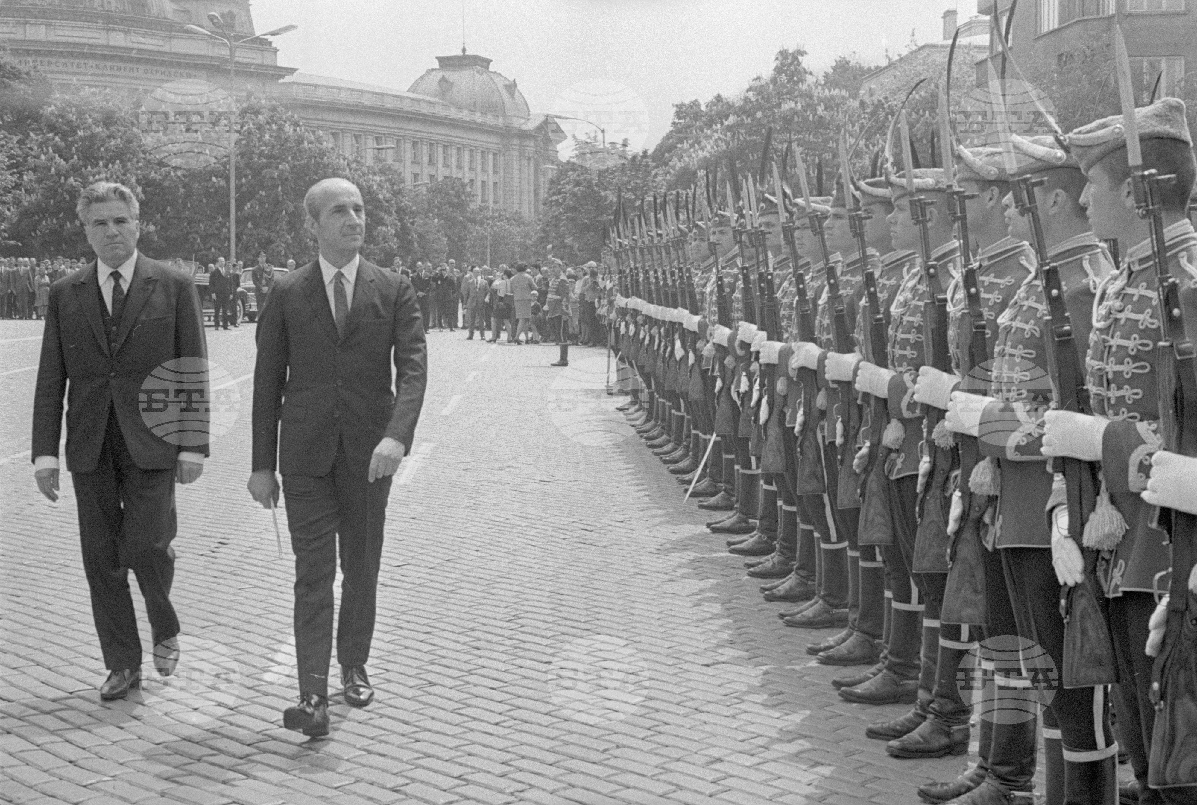 Новоназначеният посланик на Кралство Гърция връчи акредитивните си писма в Президиума на Народното събрание
