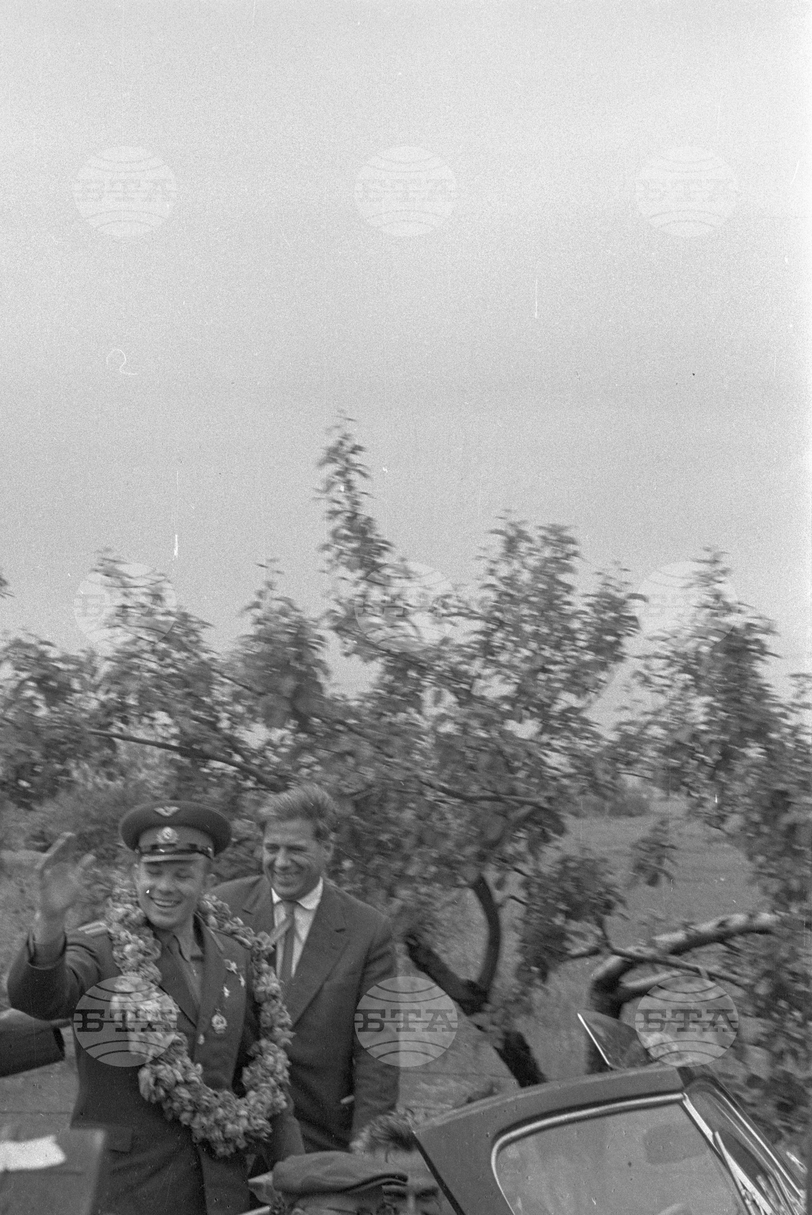 Юрий Гагарин в розовата долина